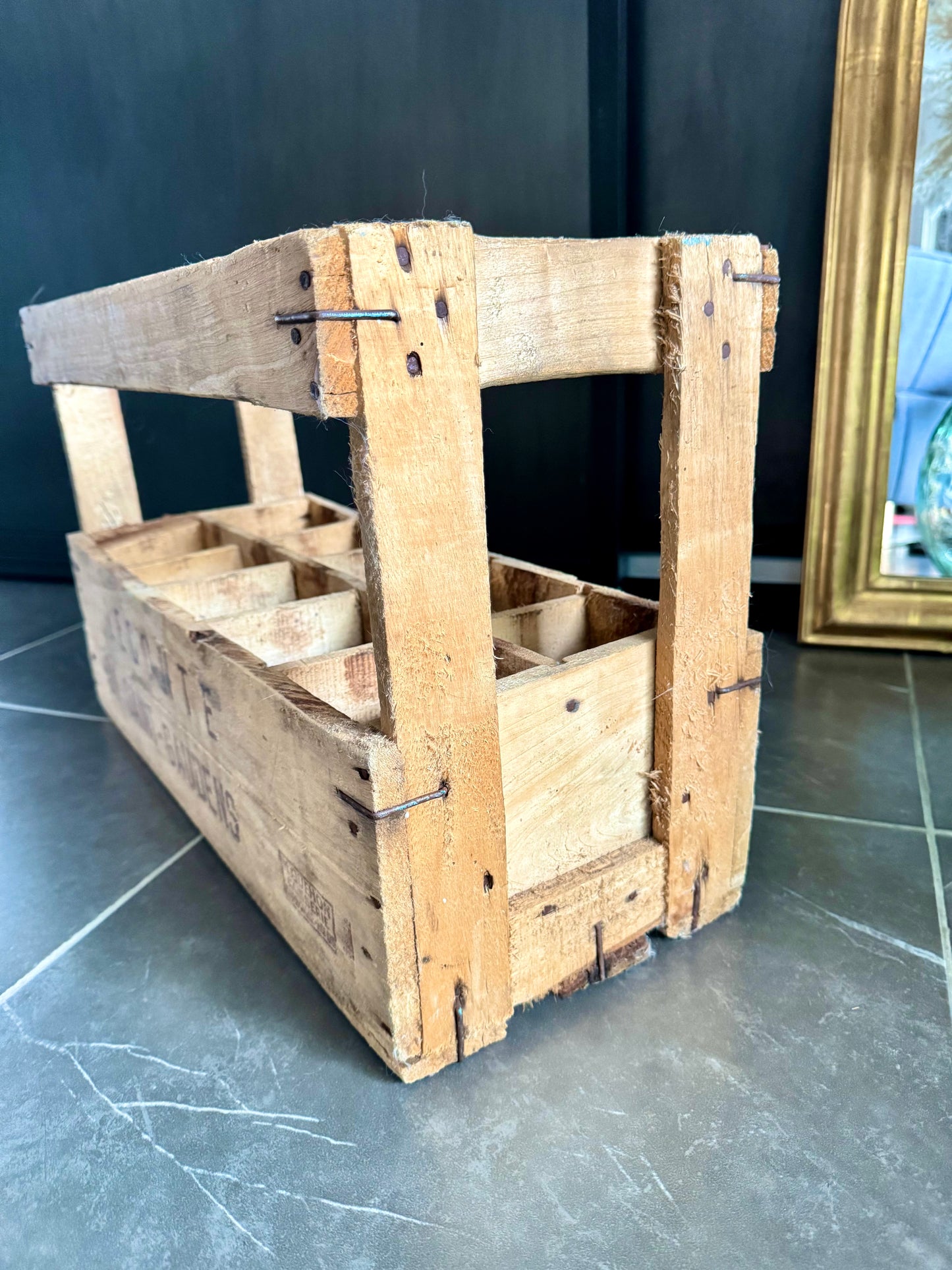 Caisse ancienne en bois