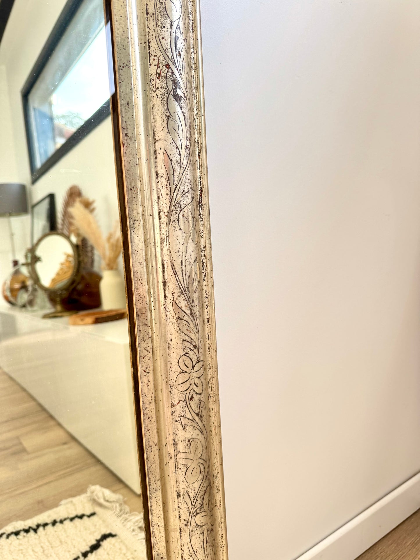 Miroir ancien Louis Philippe entièrement doré à la feuille d’or