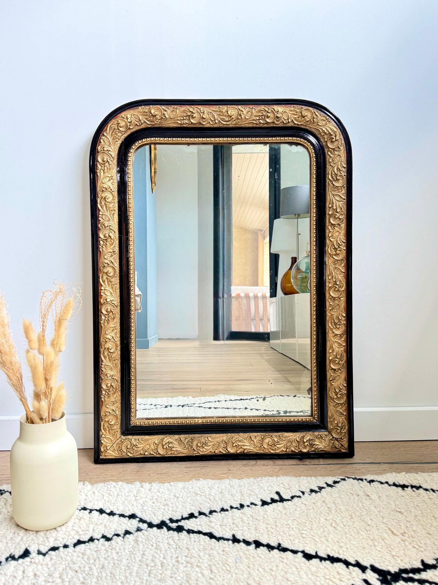 Miroir ancien Louis Philippe noir et doré