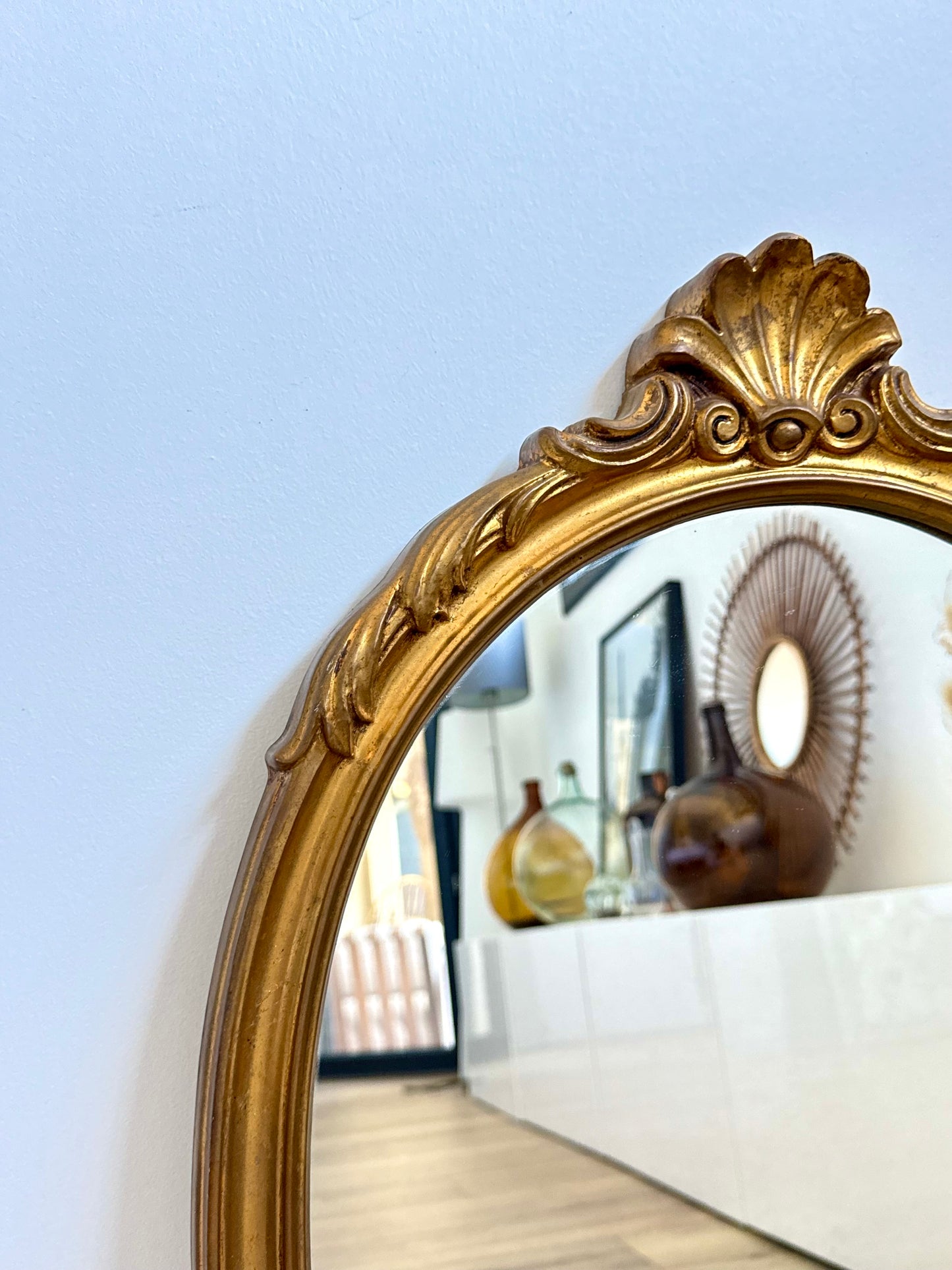Miroir ovale doré