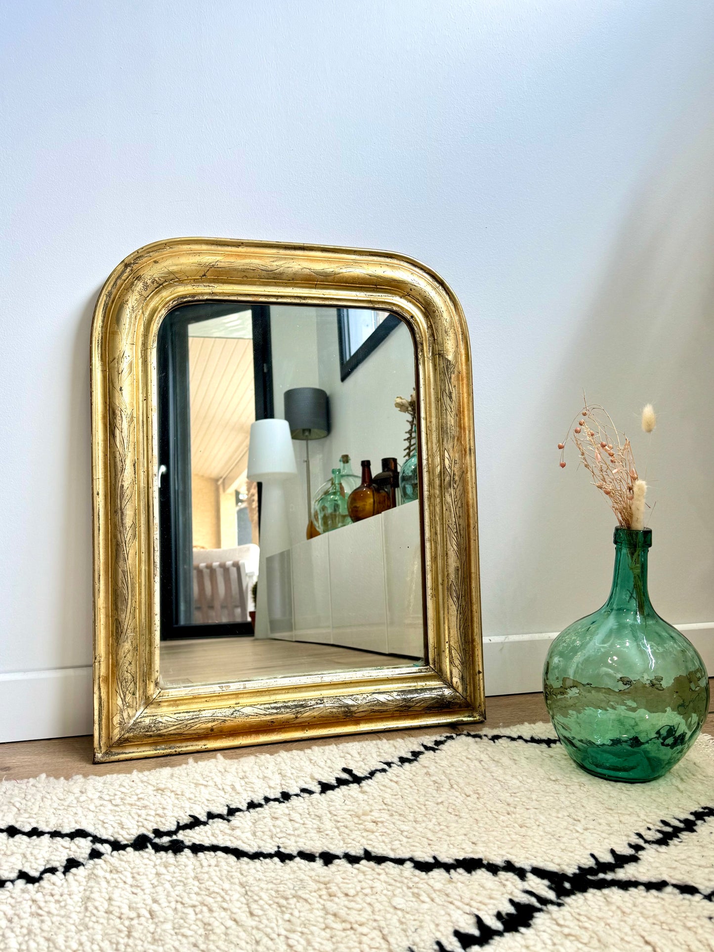 Miroir ancien Louis Philippe doré à la feuille d’or