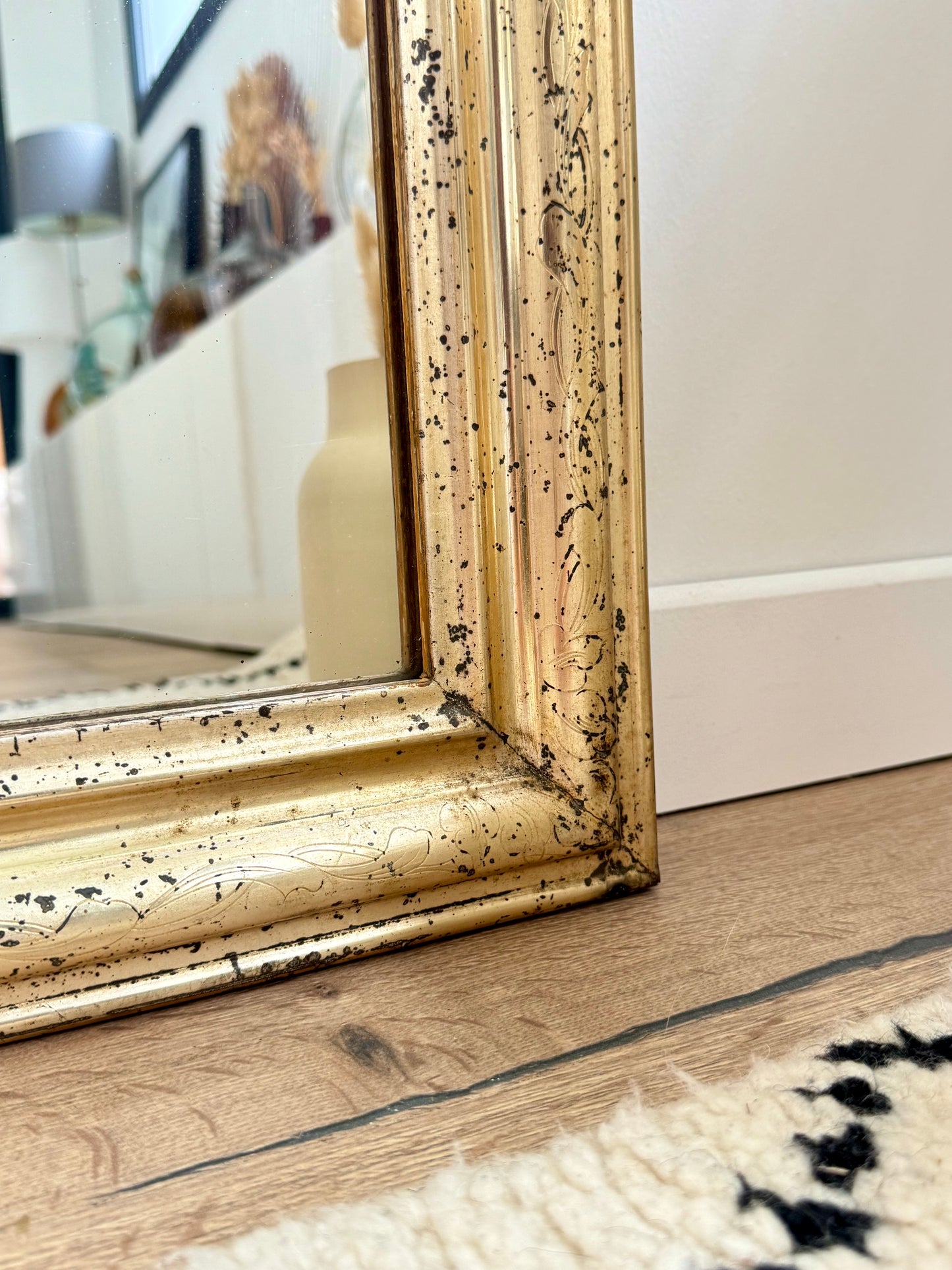 Miroir ancien Louis Philippe entièrement doré à la feuille d’or