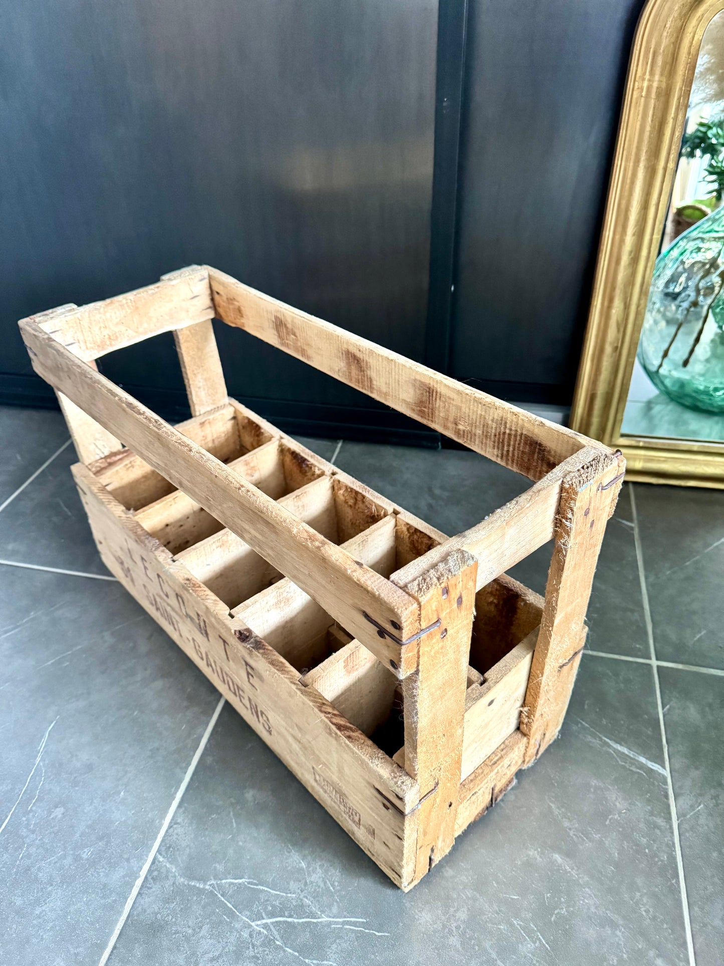 Caisse ancienne en bois