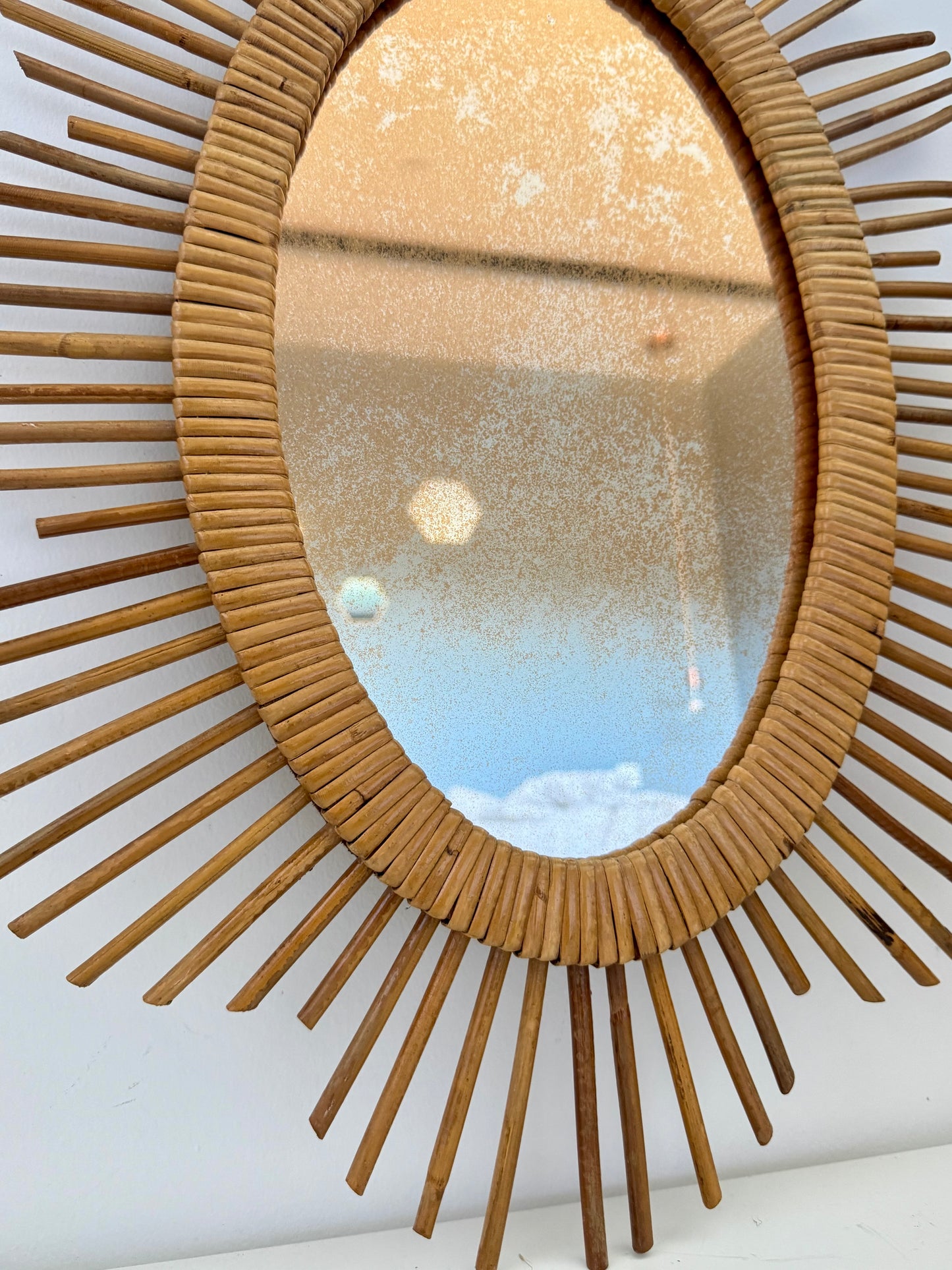 Miroir soleil en rotin