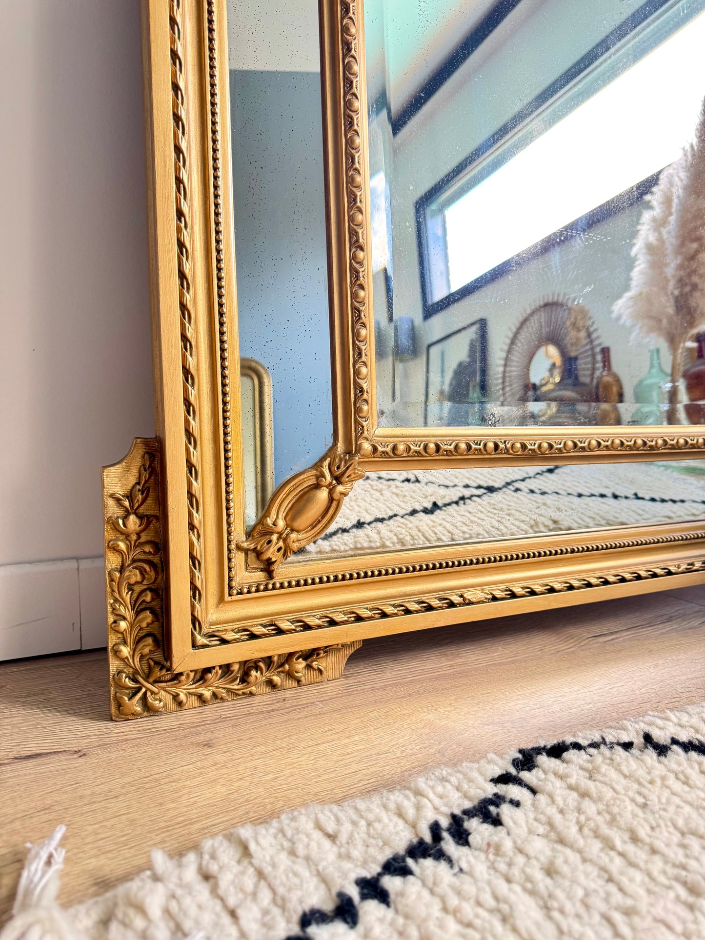 Grand miroir ancien doré à parcloses - XIXe