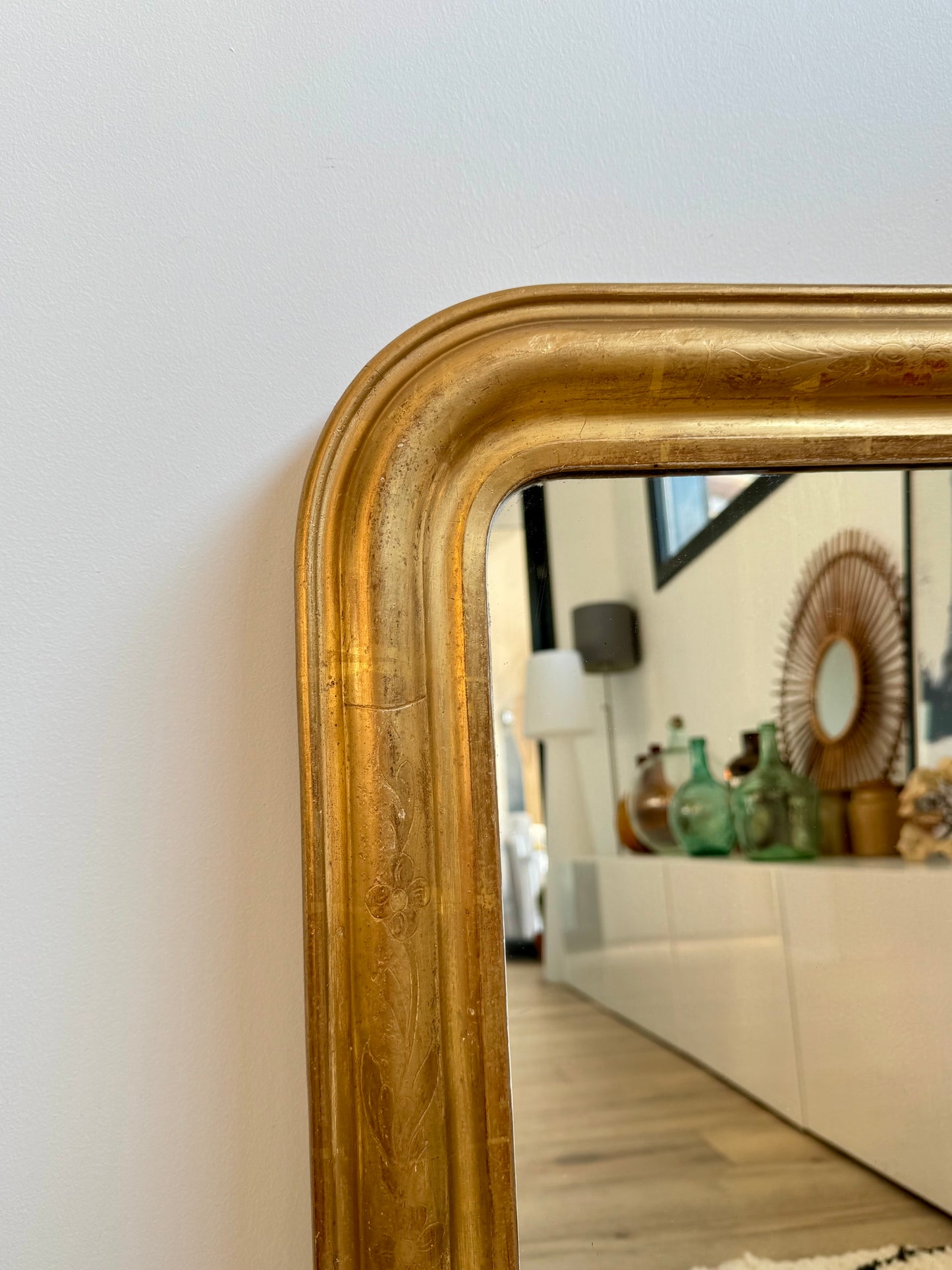 Miroir ancien Louis Philippe doré à la feuille d’or
