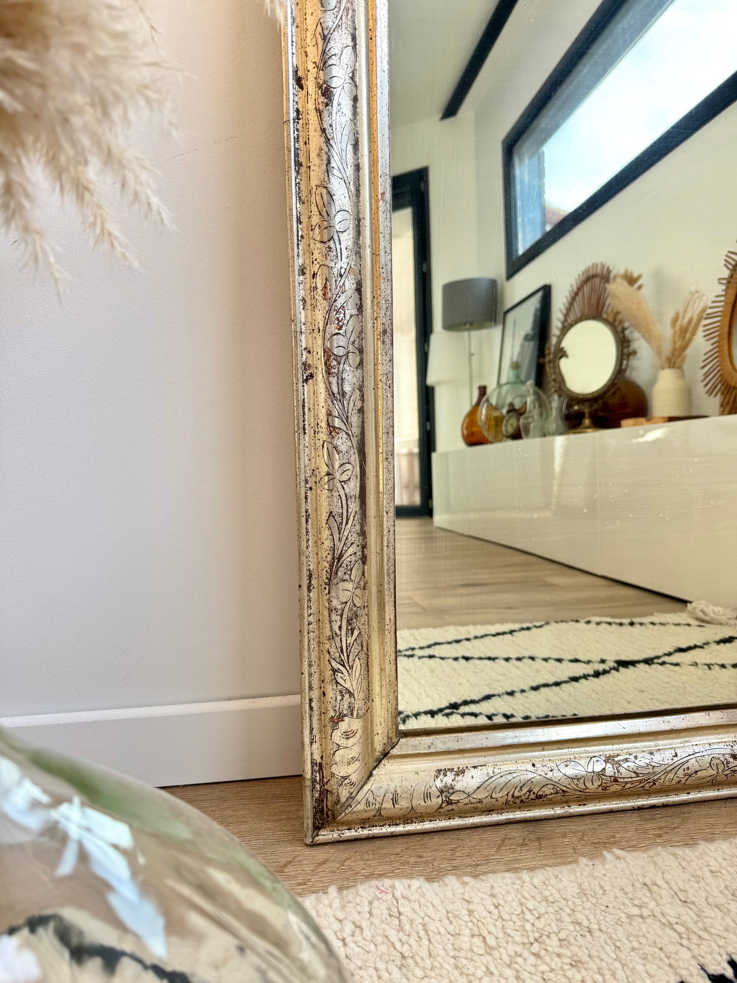 Miroir ancien Louis Philippe entièrement doré à la feuille d’or