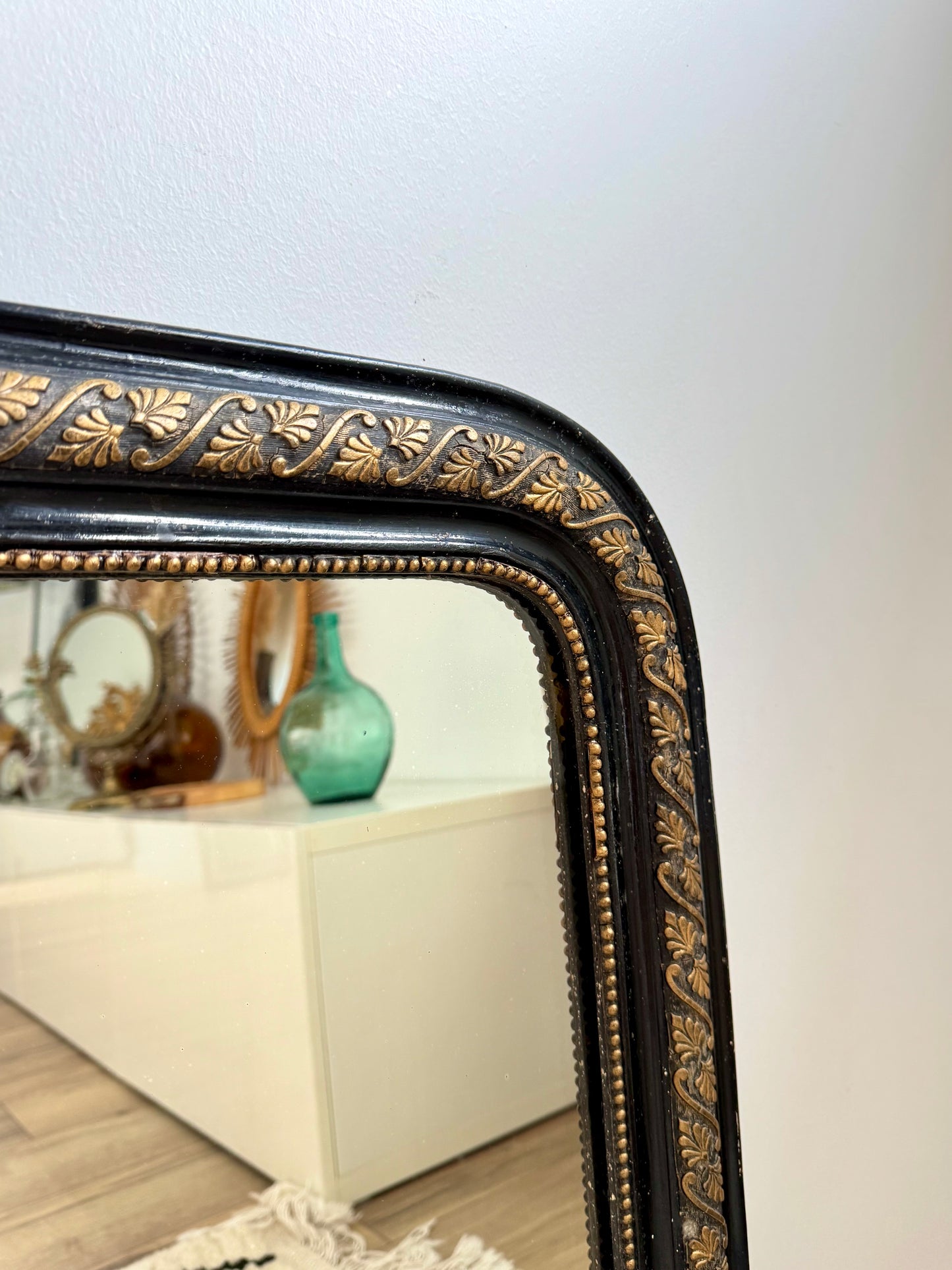 Miroir ancien Louis Philippe noir et doré