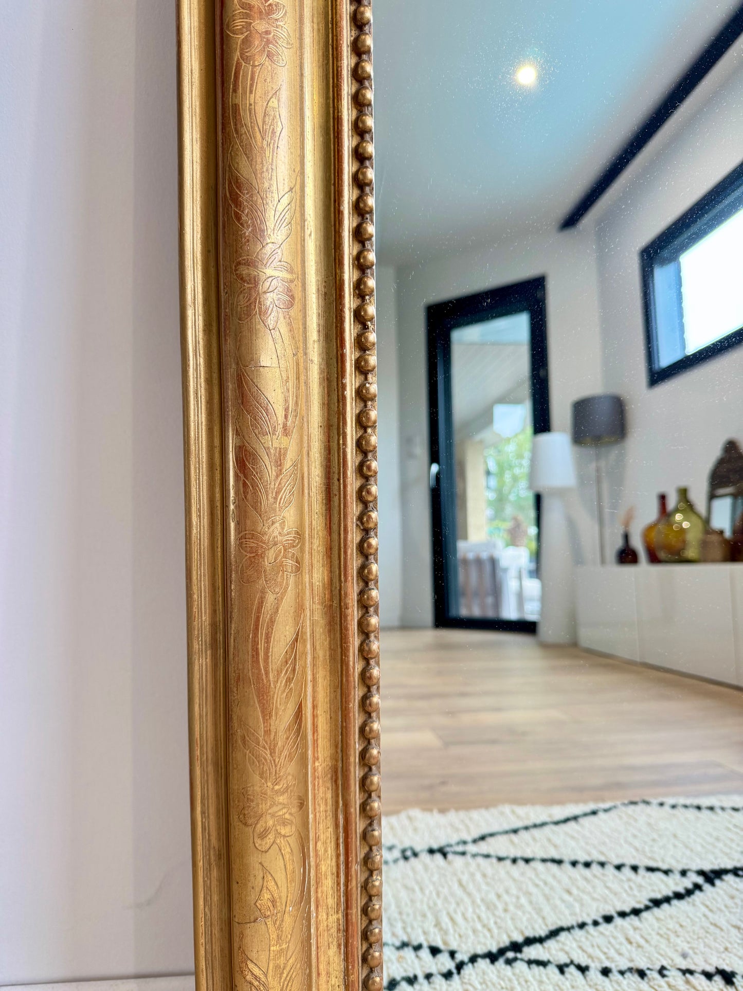 Miroir ancien Louis Philippe doré à la feuille d'or