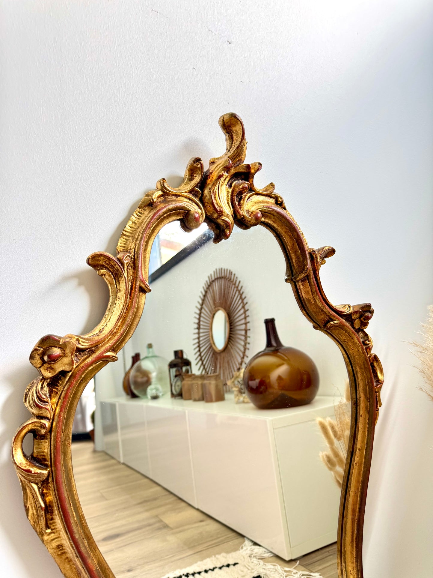 Miroir ancien doré, style baroque
