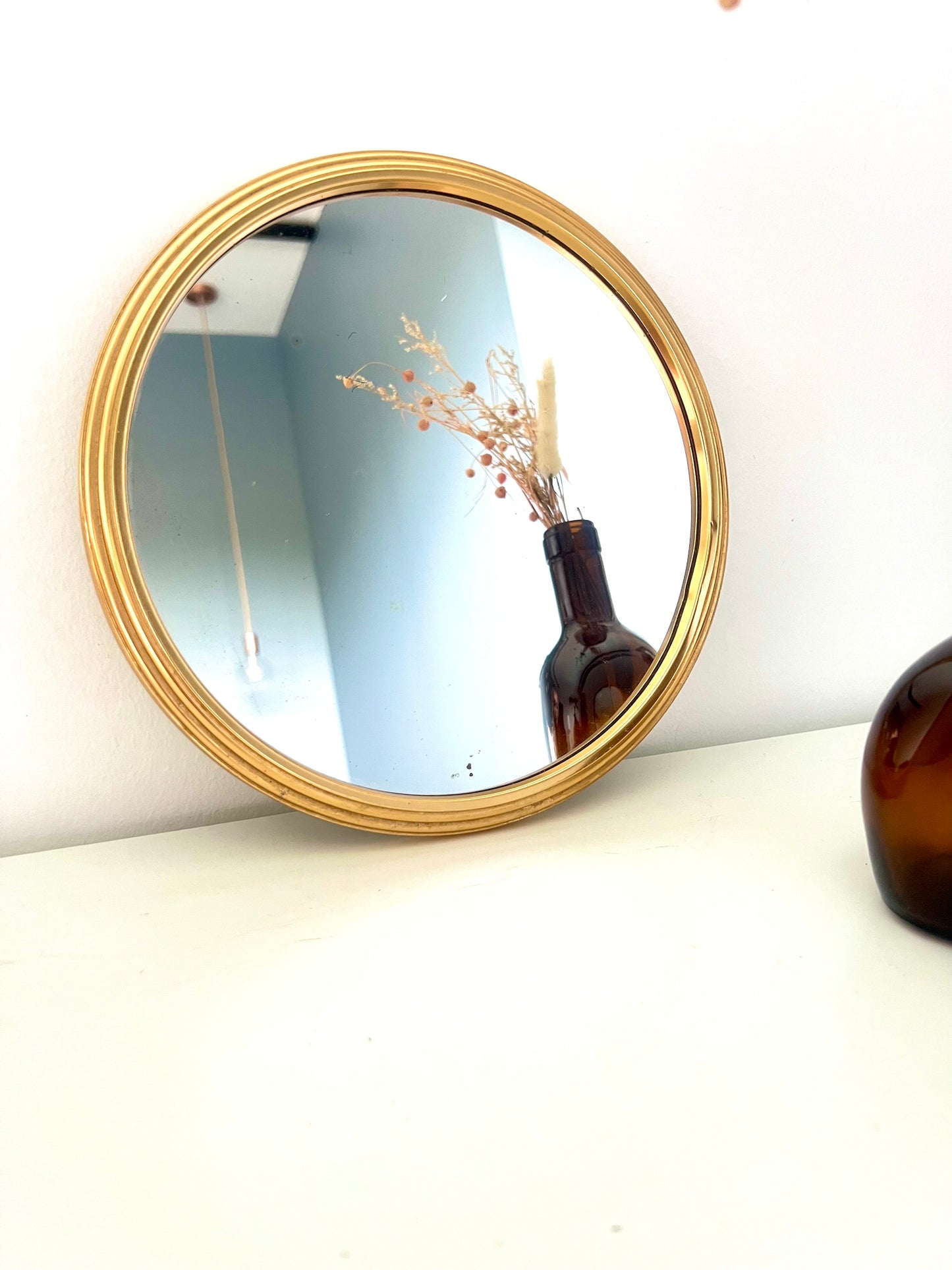 Plateau miroir rond doré en métal