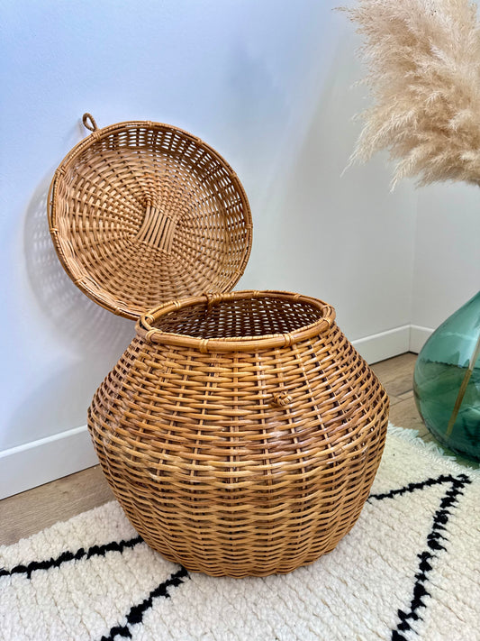 Panier ancien en osier tressé