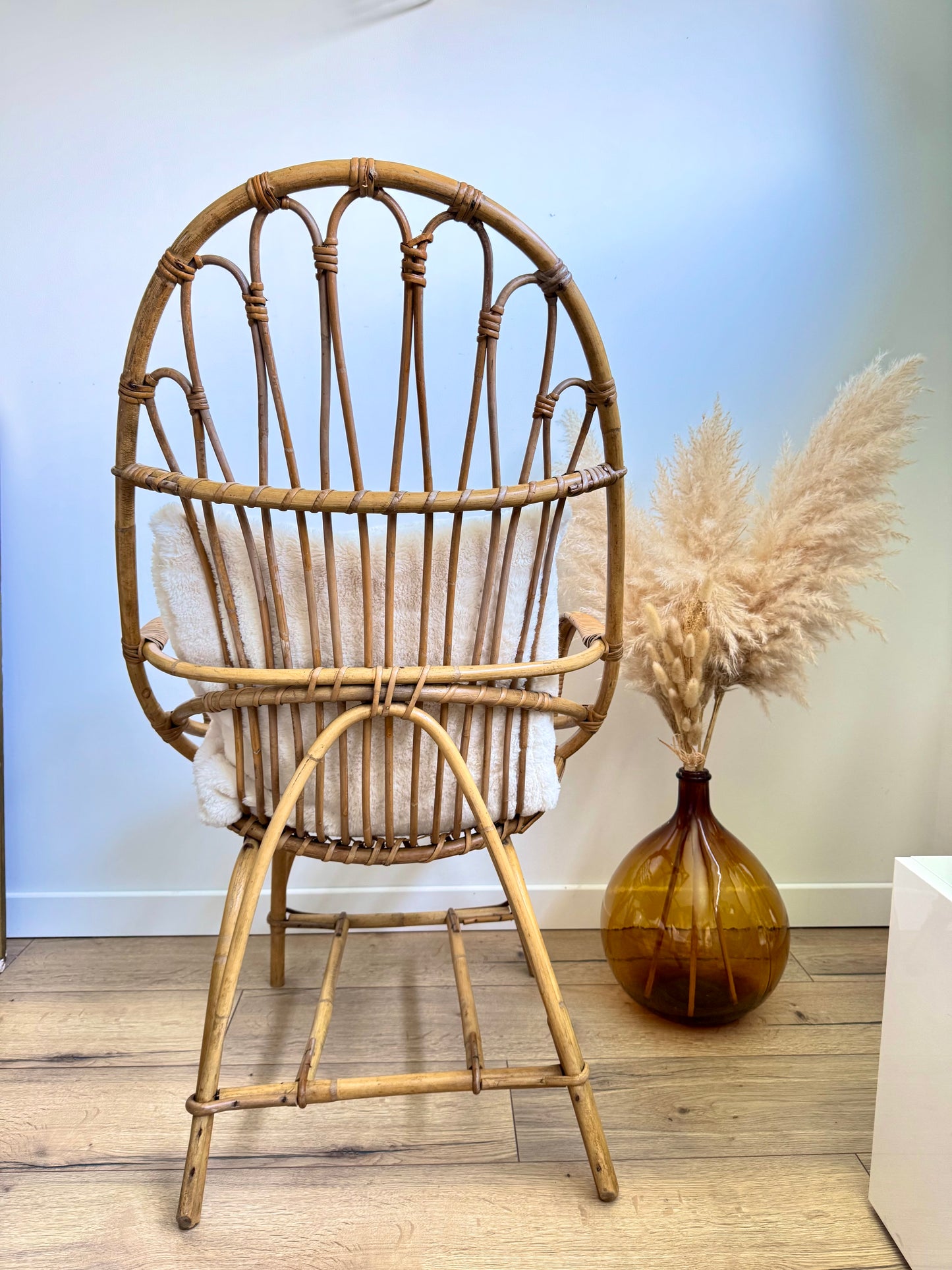 Fauteuil en rotin vintage