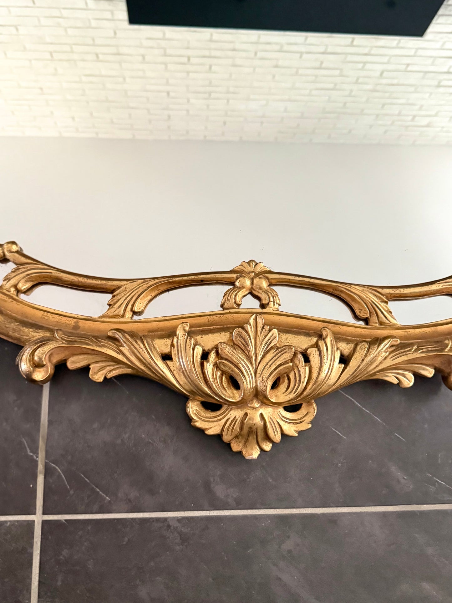 Exceptionnel miroir ancien papillon baroque doré