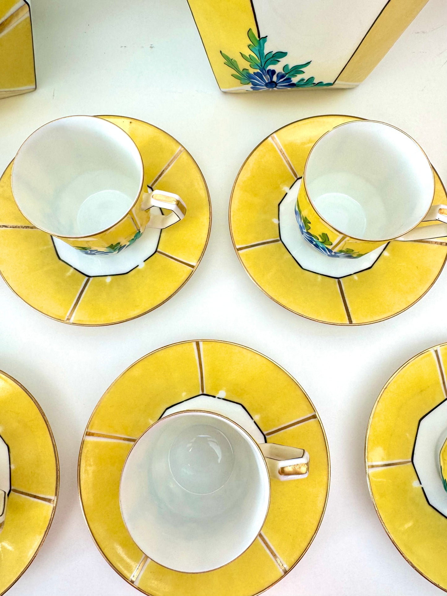Service à café/thé Art Déco -
Porcelaine de Limoges France