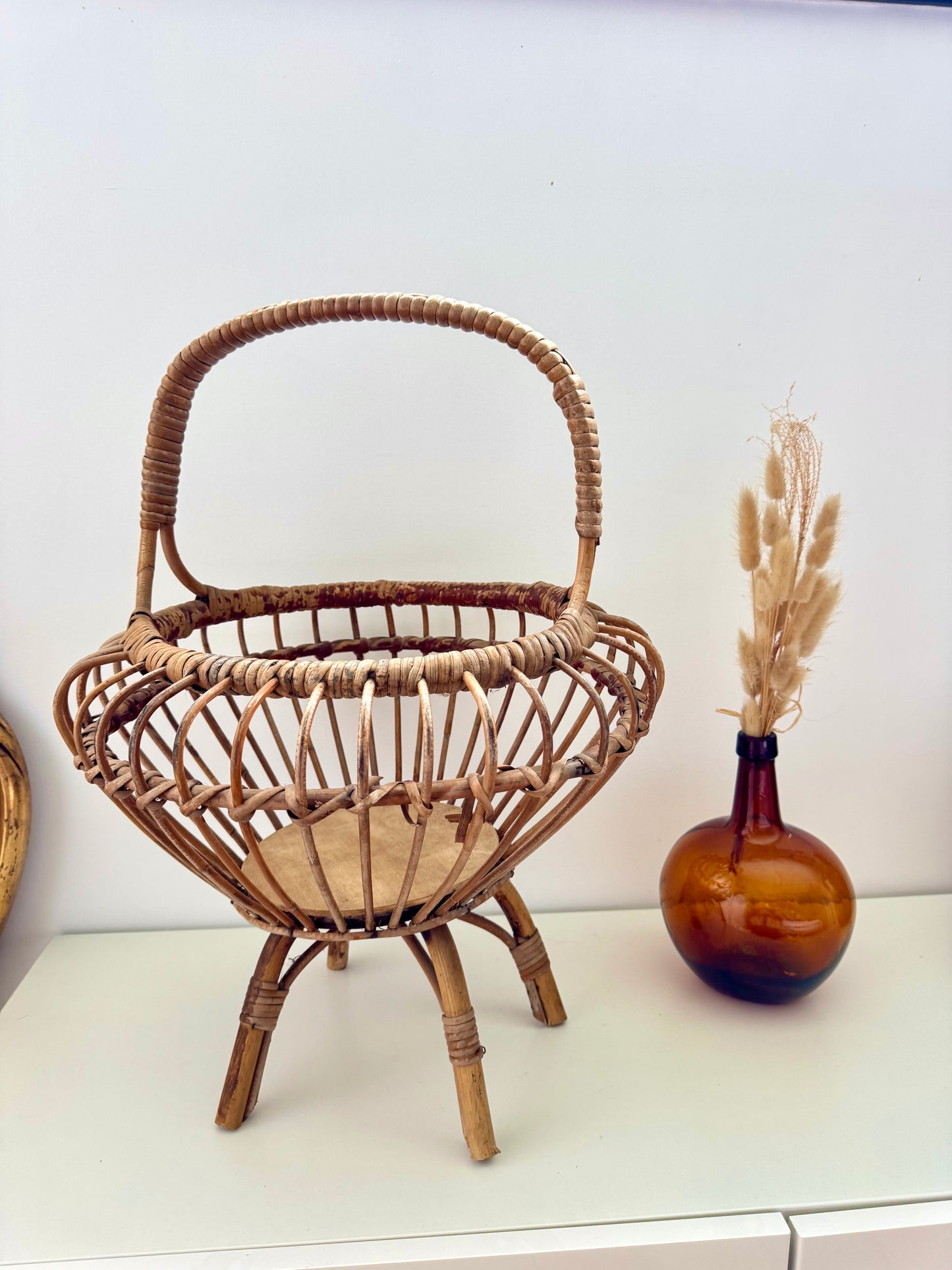 Travailleuse en rotin vintage
