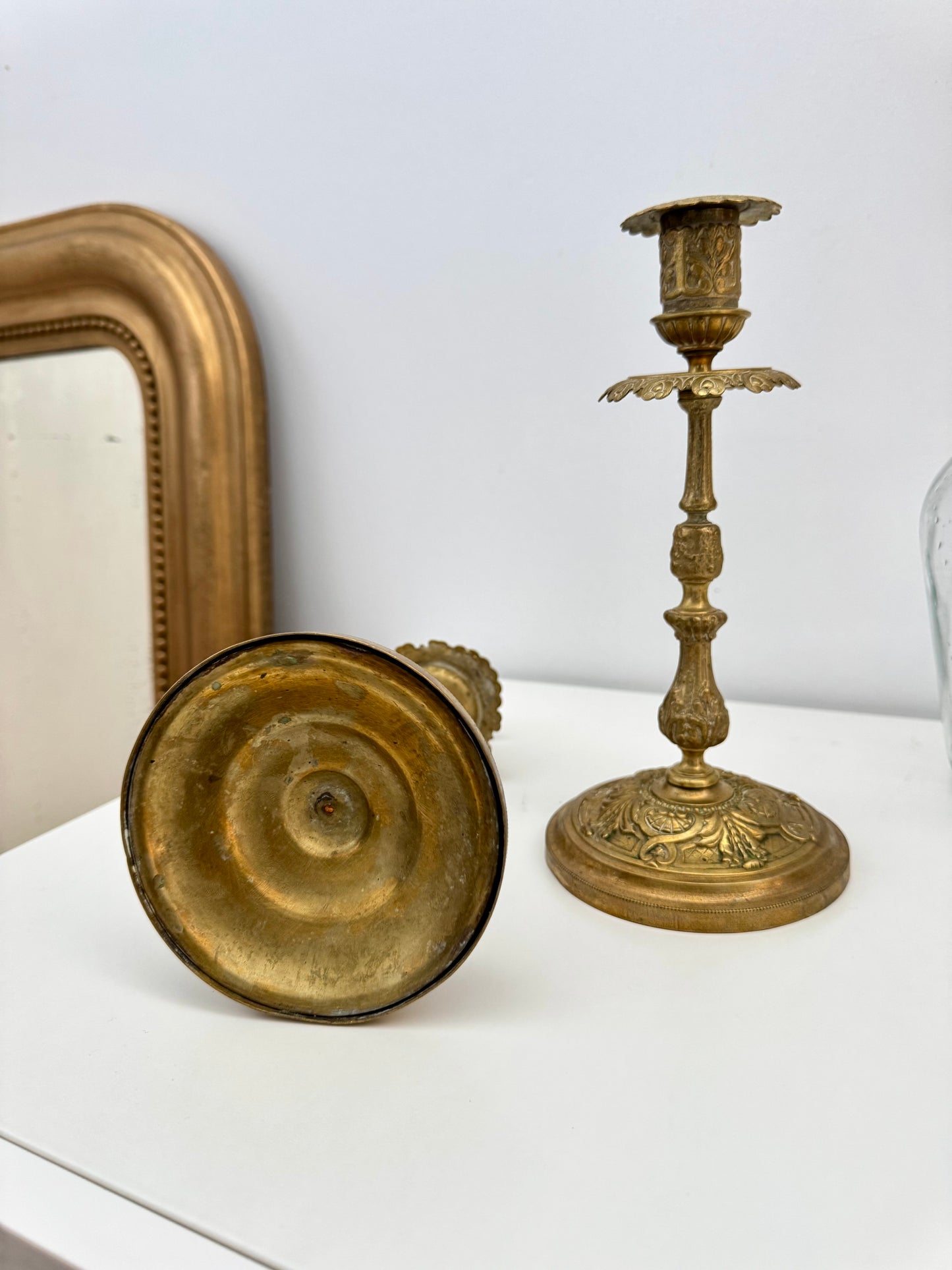 Duo de bougeoirs ancien en laiton