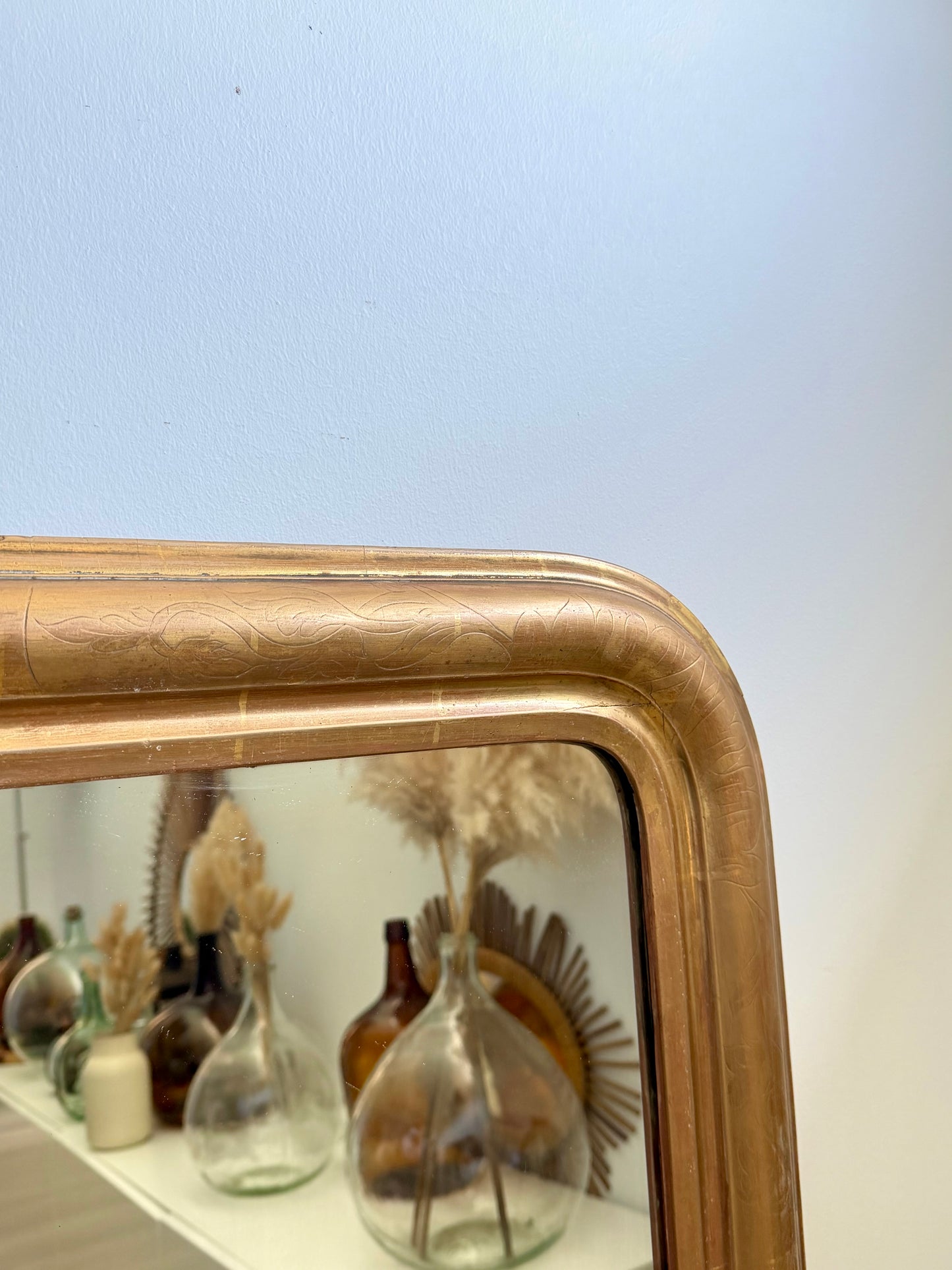 Miroir ancien Louis Philippe doré à la feuille d’or