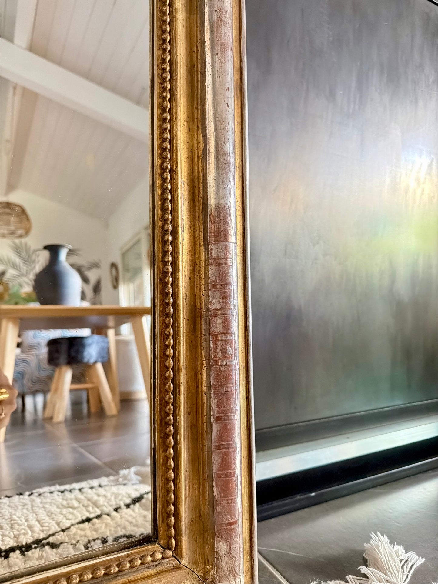 Grand miroir ancien Louis Philippe à la feuille d’argent