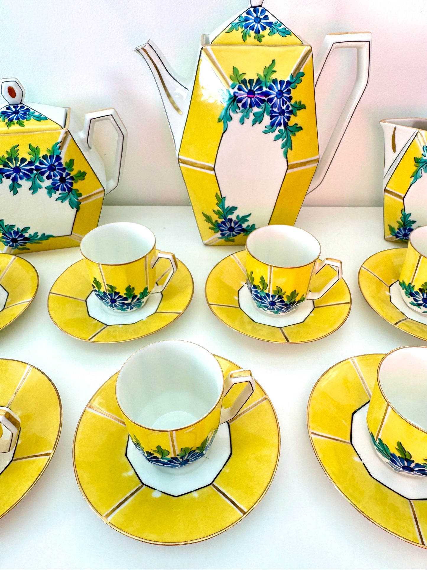 Service à café/thé Art Déco -
Porcelaine de Limoges France