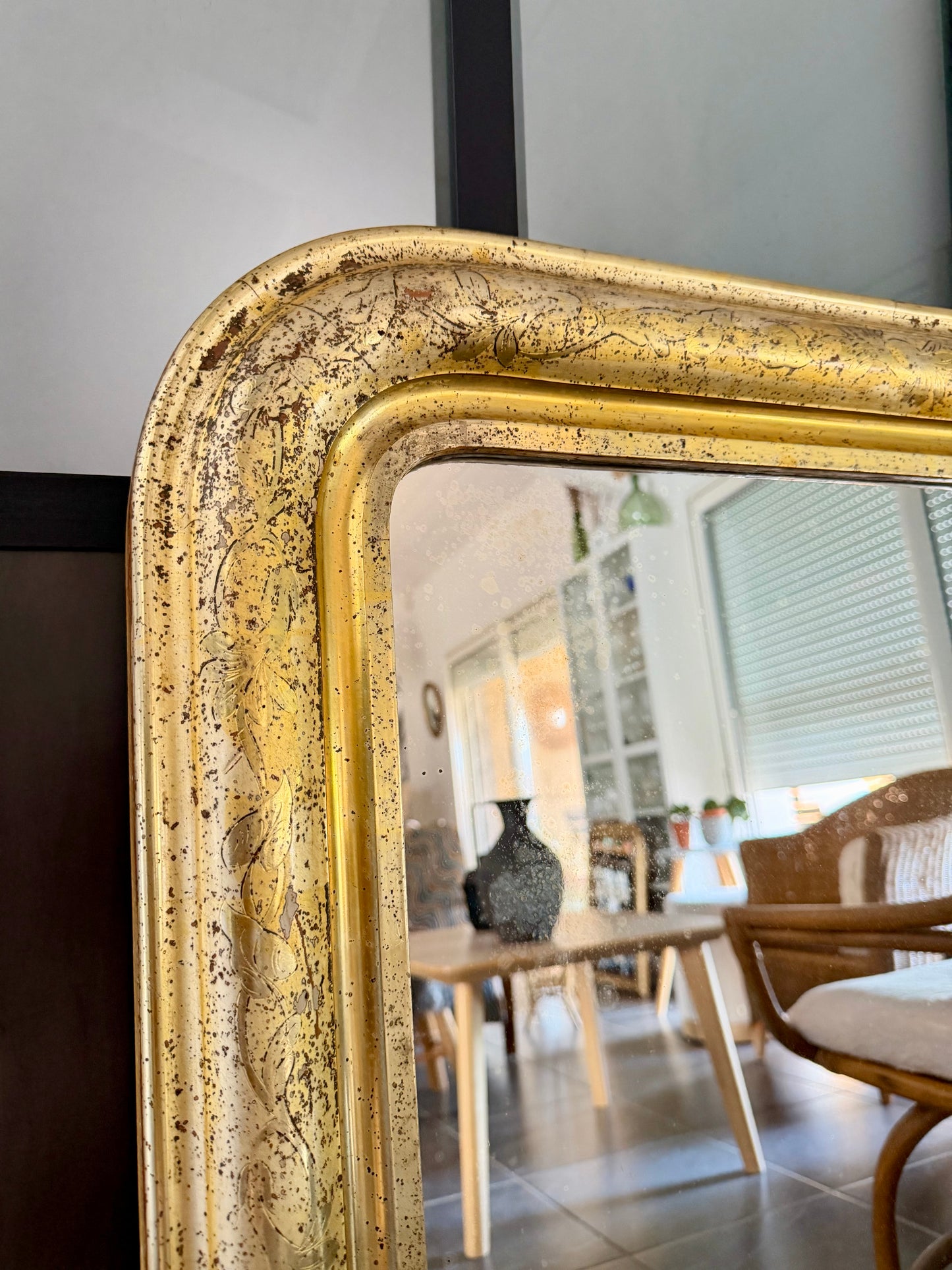 Miroir ancien Louis Philippe entièrement doré à la feuille d’or
