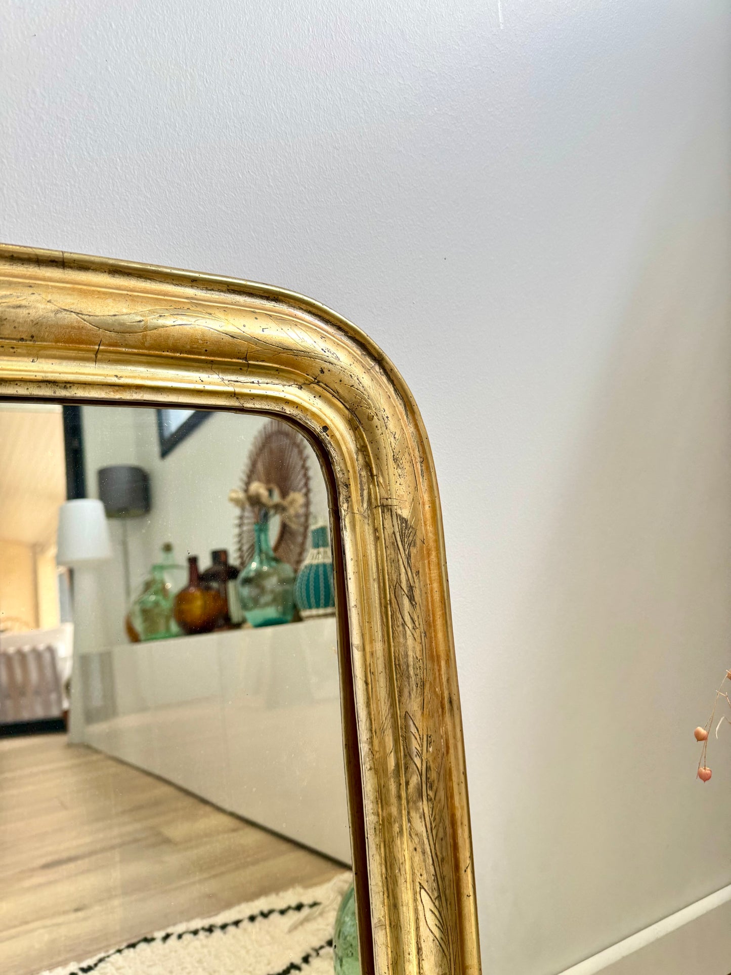 Miroir ancien Louis Philippe doré à la feuille d’or