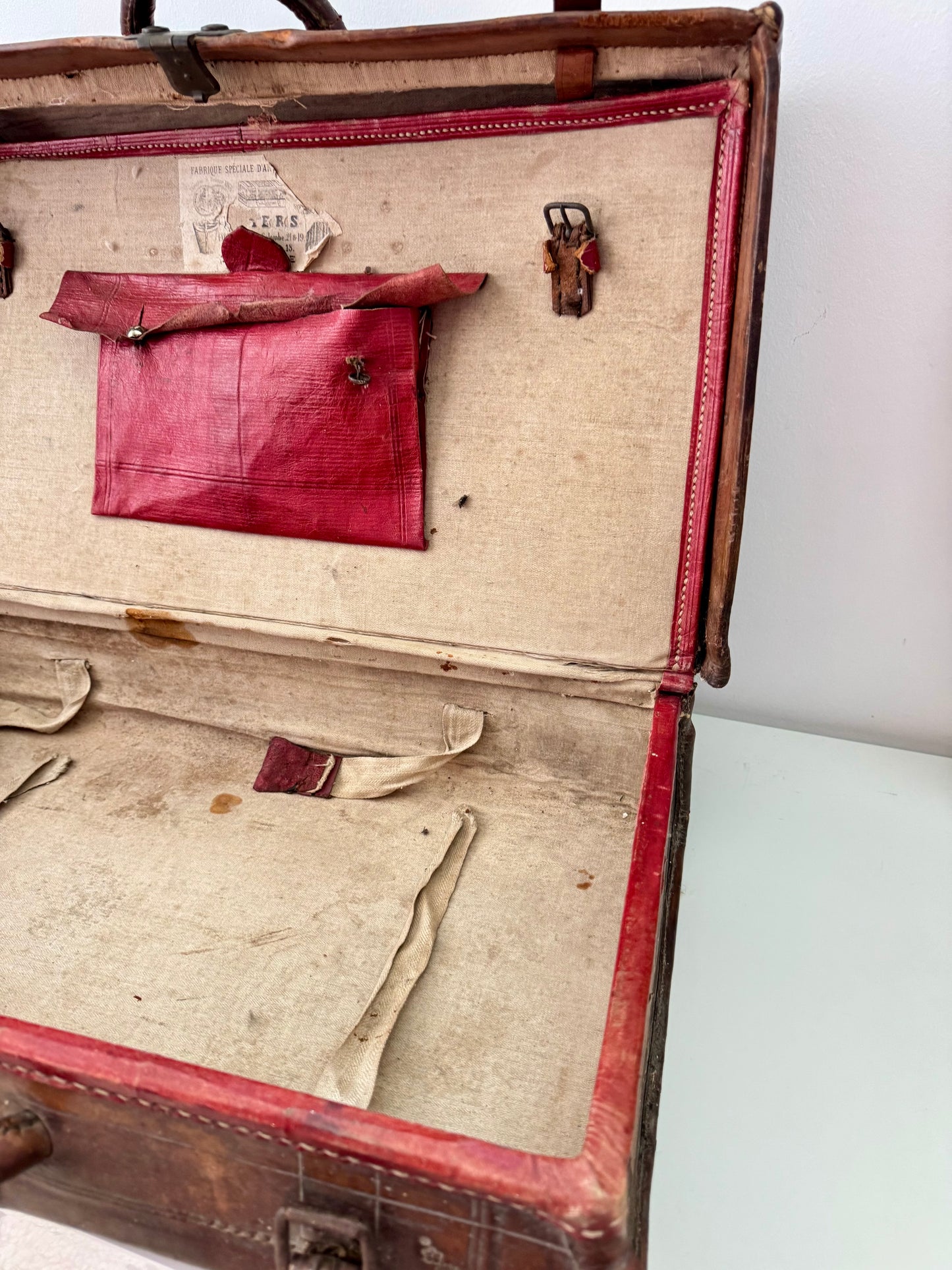 Valise vintage en cuir