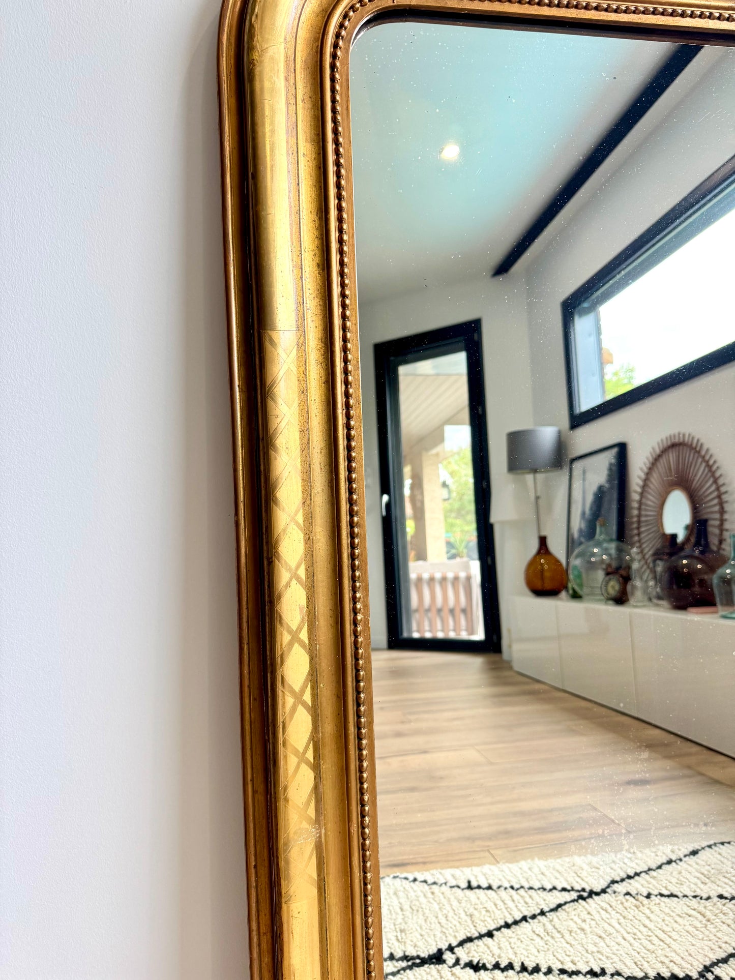 Grand miroir ancien Louis Philippe doré à la feuille d’or