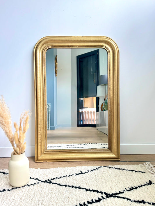 Miroir ancien Louis Philippe subtile feuille d’or