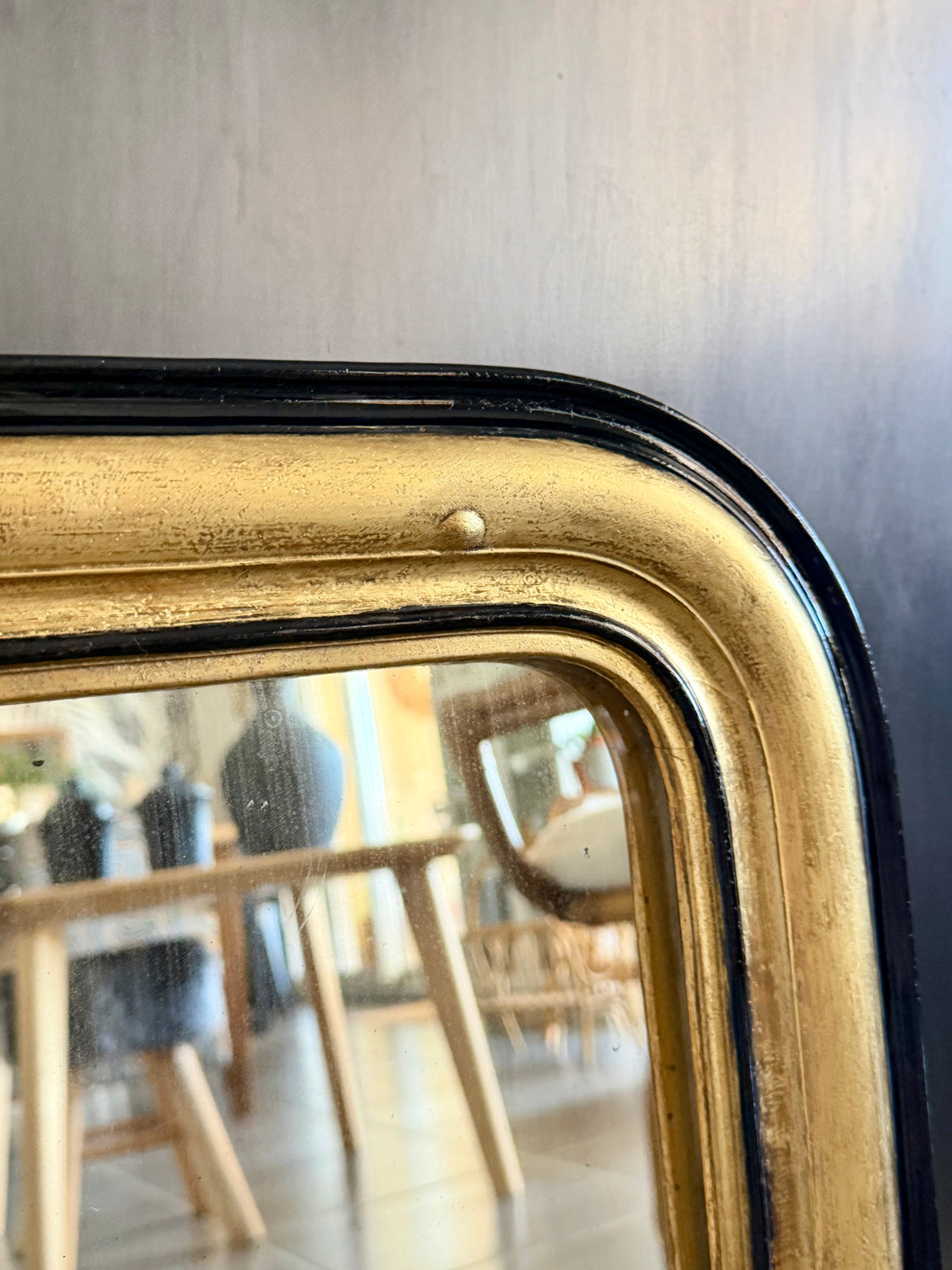 Miroir ancien Louis Philippe noir et doré