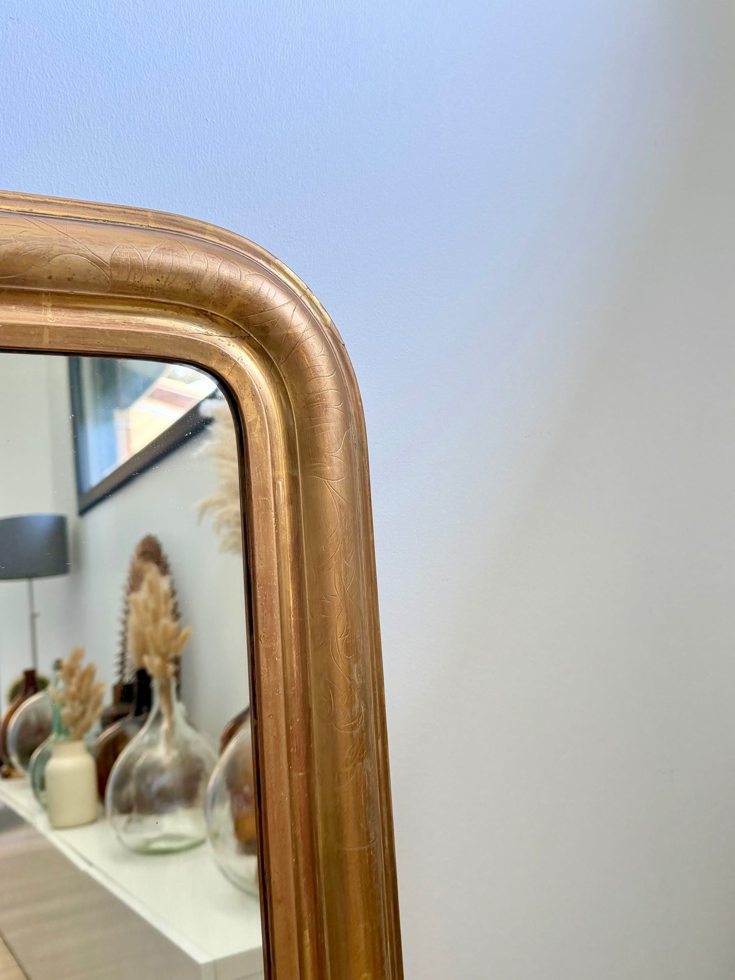 Miroir ancien Louis Philippe doré à la feuille d’or