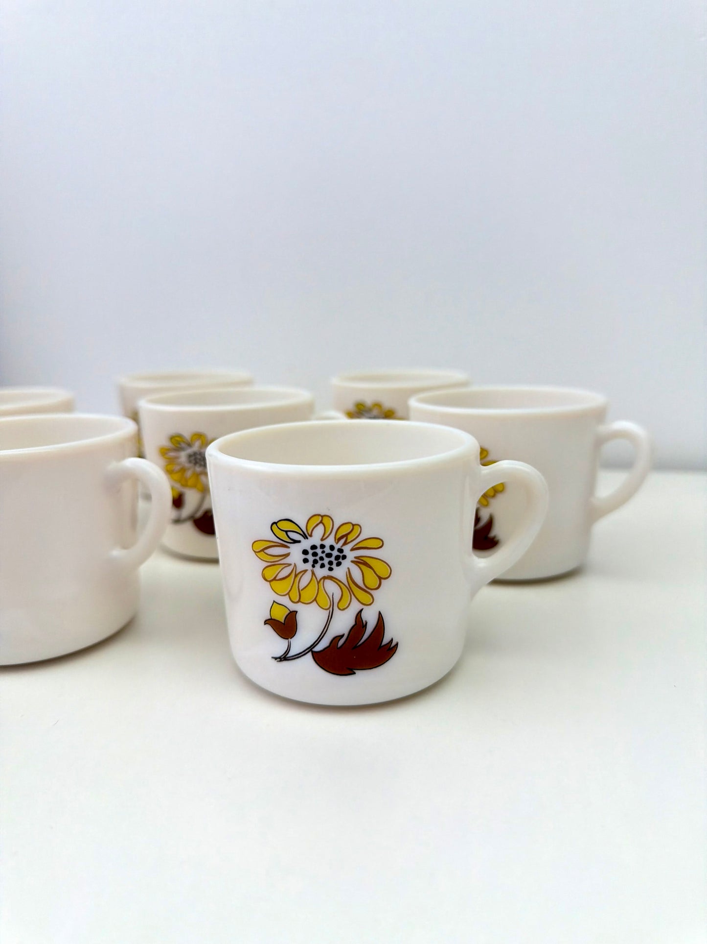 Lot de 7 tasses à café Arcopal