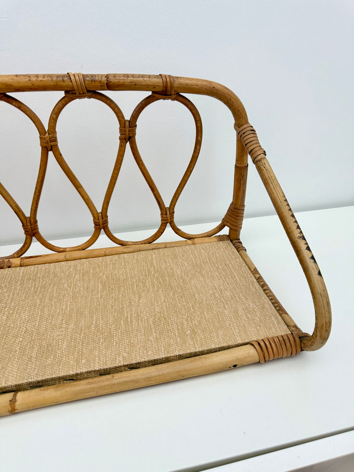 Paire d’étagères vintage en rotin et bambou