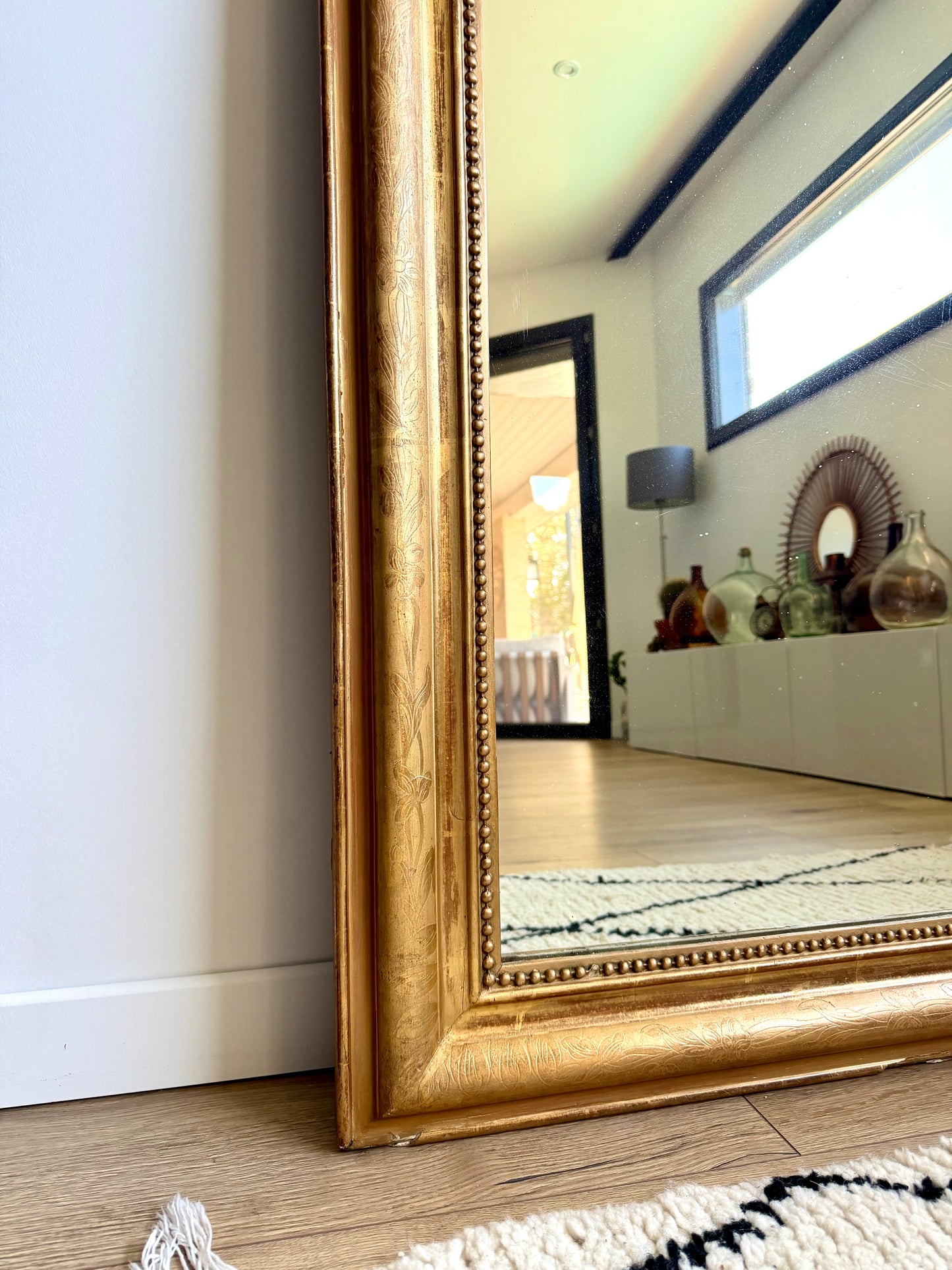 Grand miroir ancien Louis Philippe doré à la feuille d’or