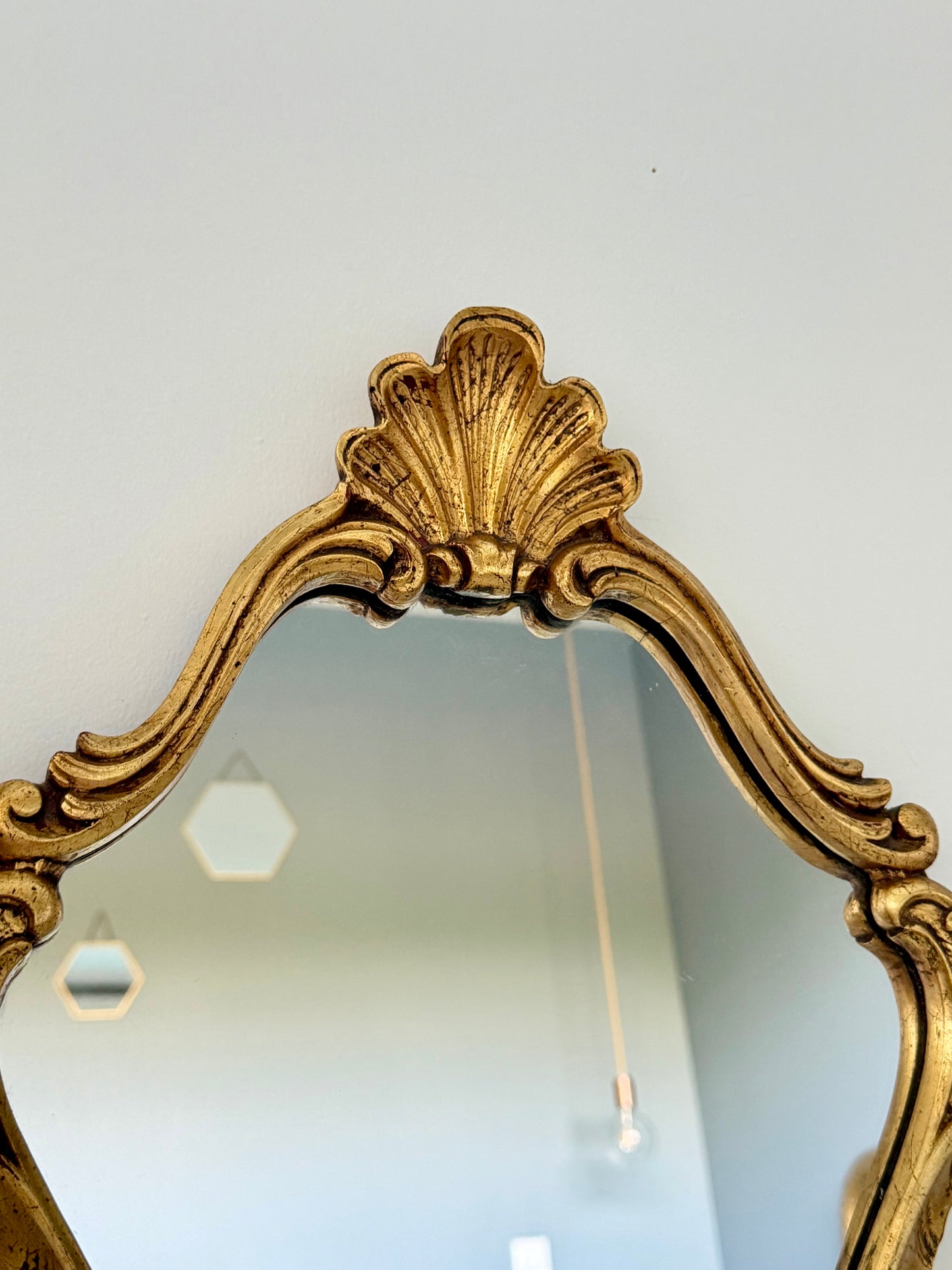 Miroir ancien doré style rocaille