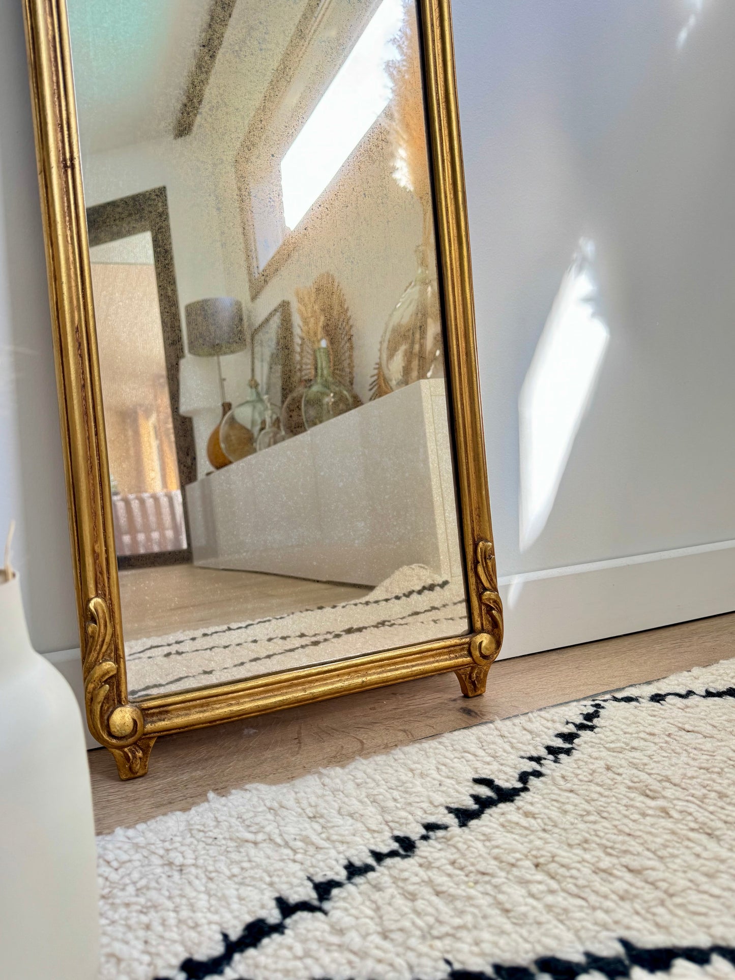 Miroir ancien doré style baroque
