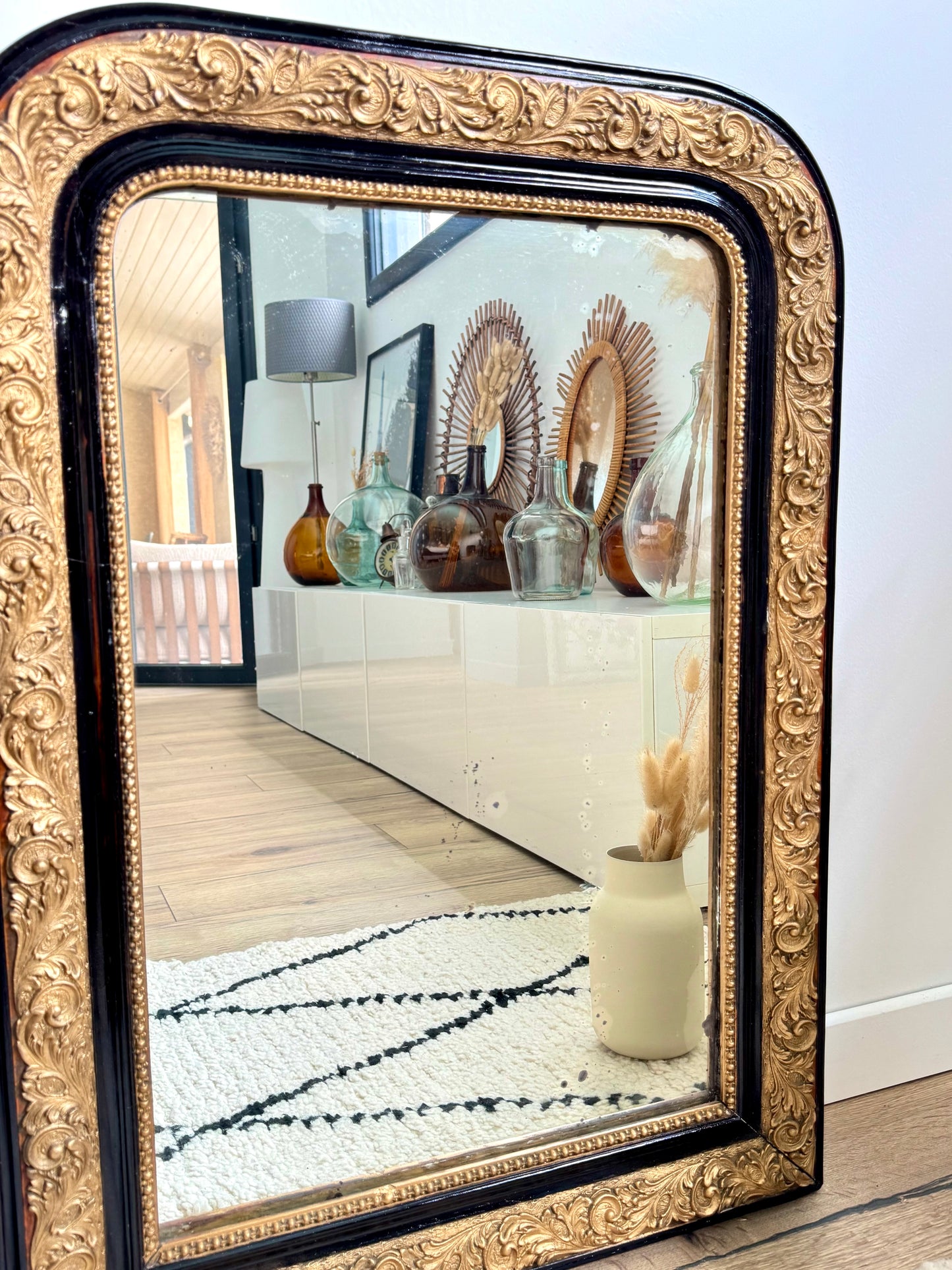 Miroir ancien Louis Philippe noir et doré