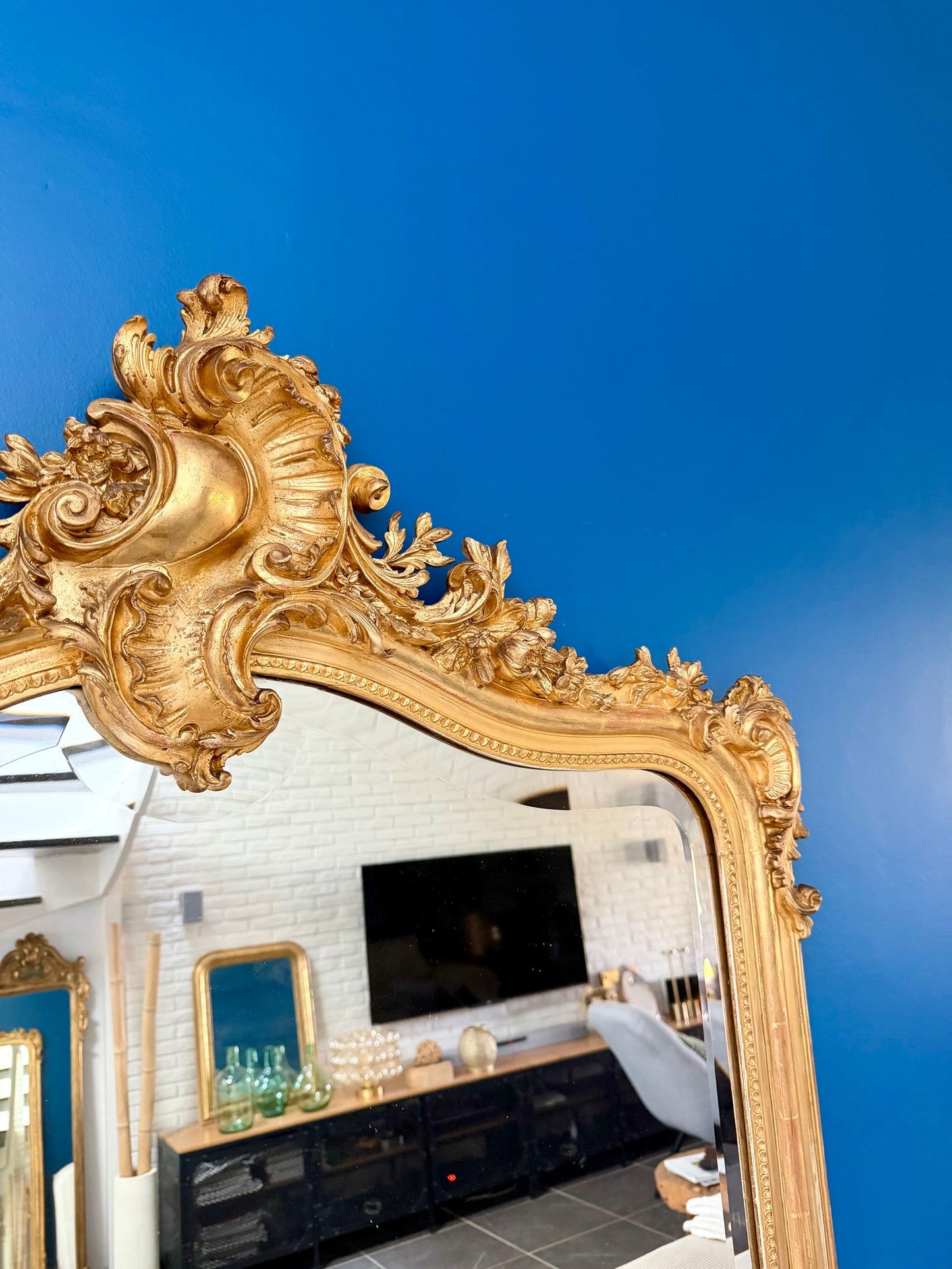 Grand miroir ancien Napoléon III doré à la feuille d’or