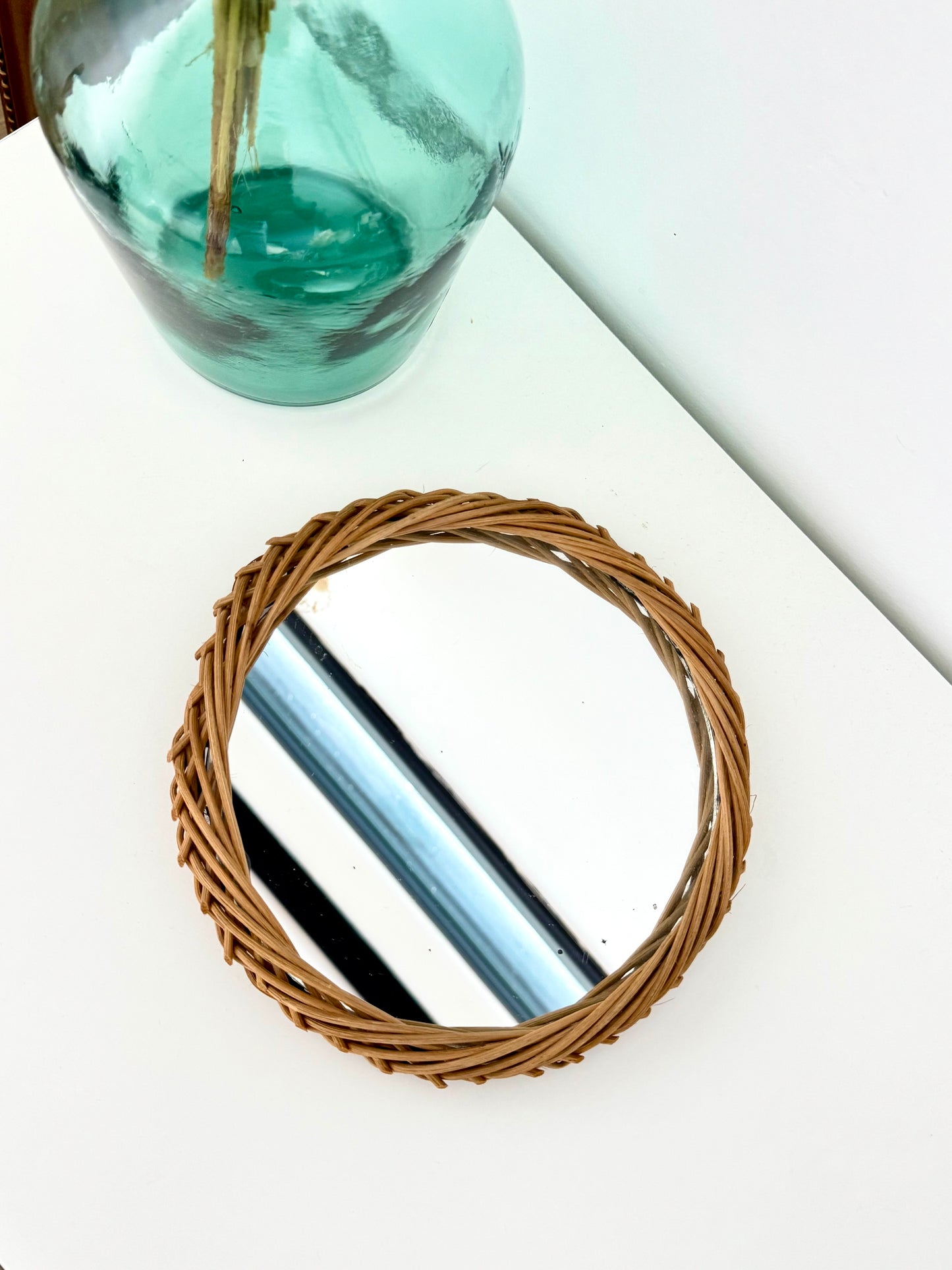 Miroir rond en rotin