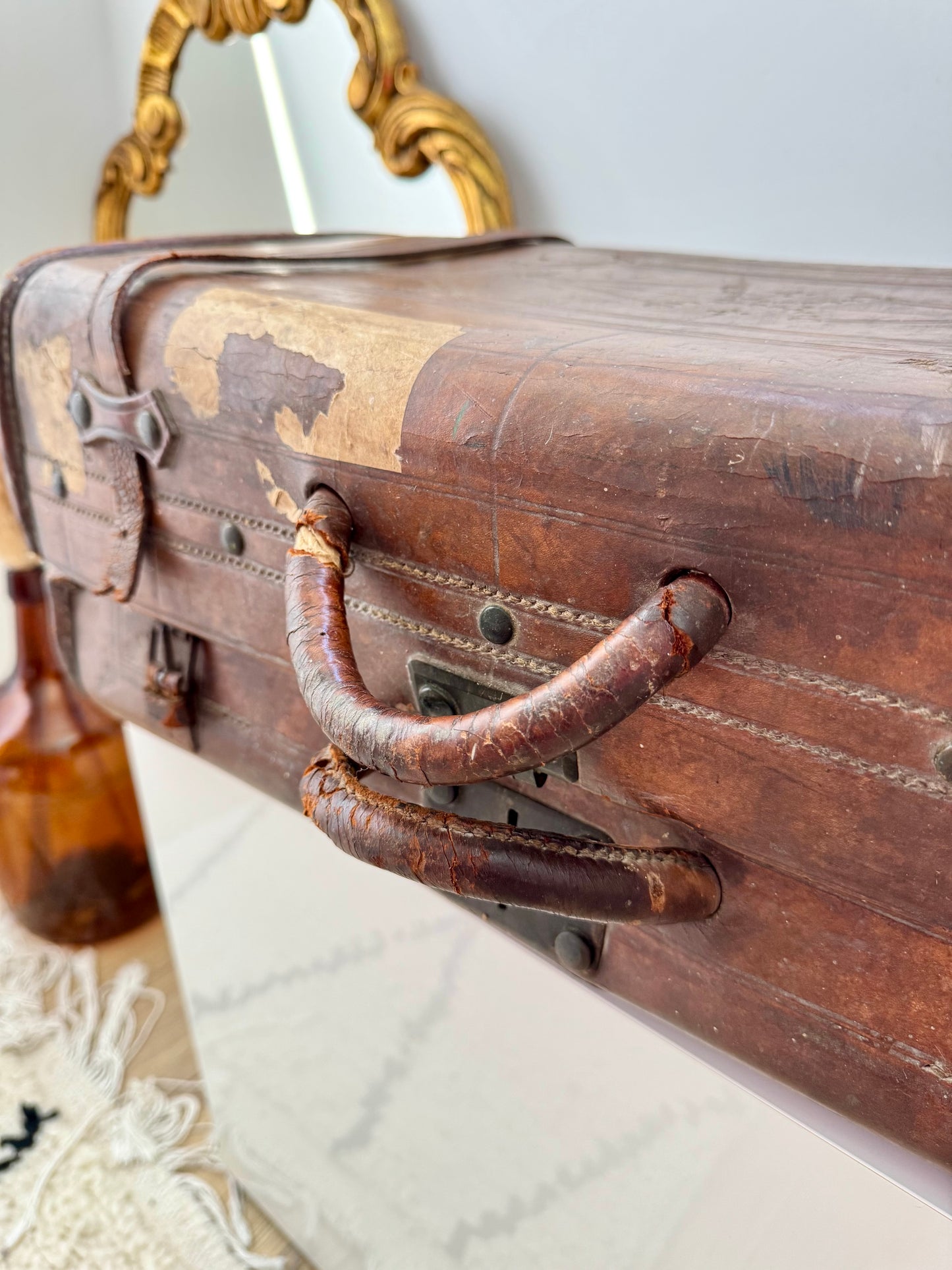 Valise vintage en cuir