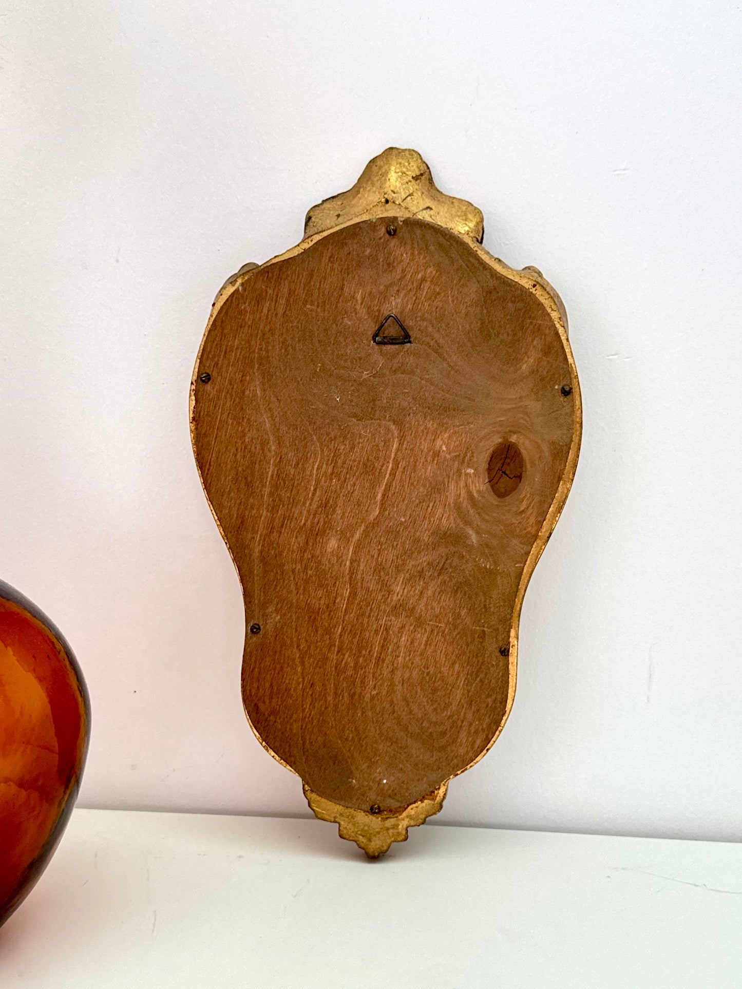 Miroir doré de style baroque