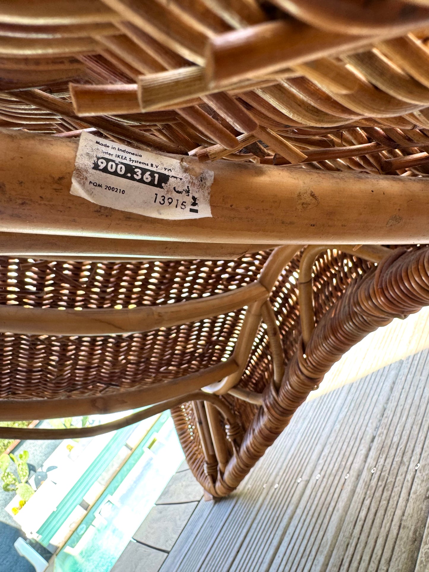 Fauteuil transat vintage “Karlskrona” en rotin – design Carl Öjerstam