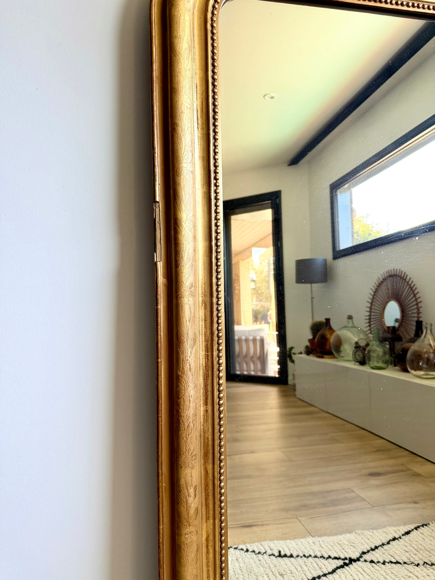 Grand miroir ancien Louis Philippe doré à la feuille d’or