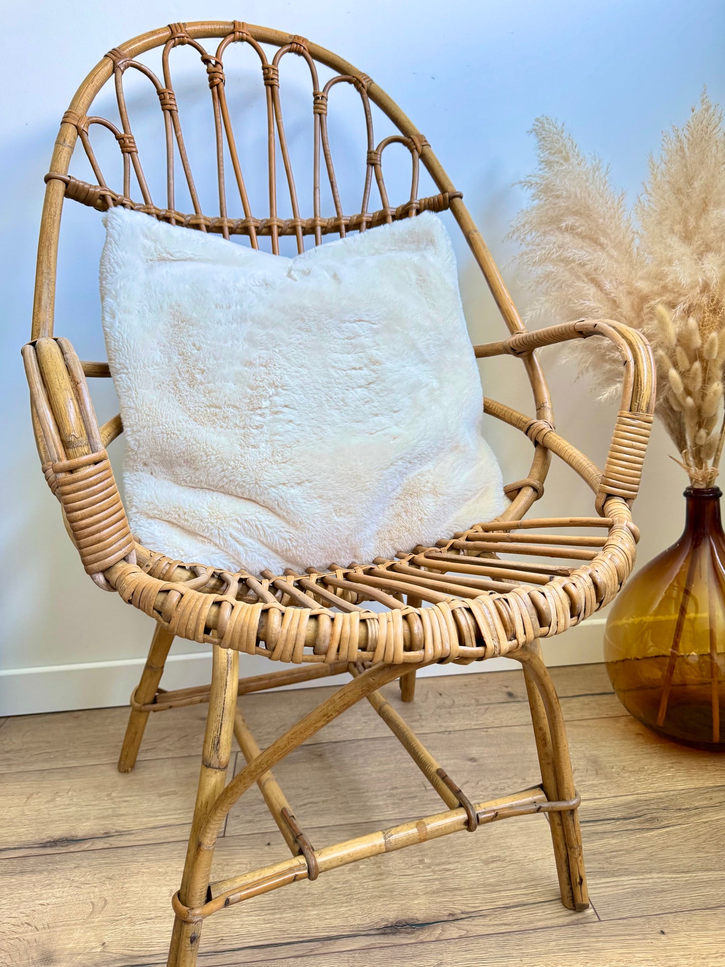 Fauteuil en rotin vintage