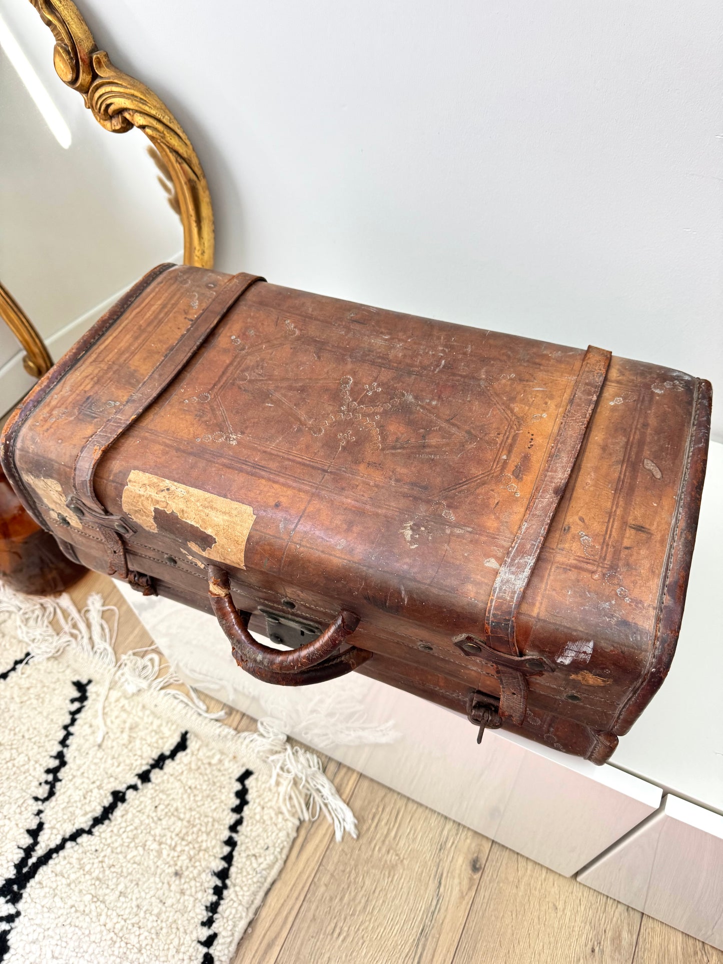 Valise vintage en cuir