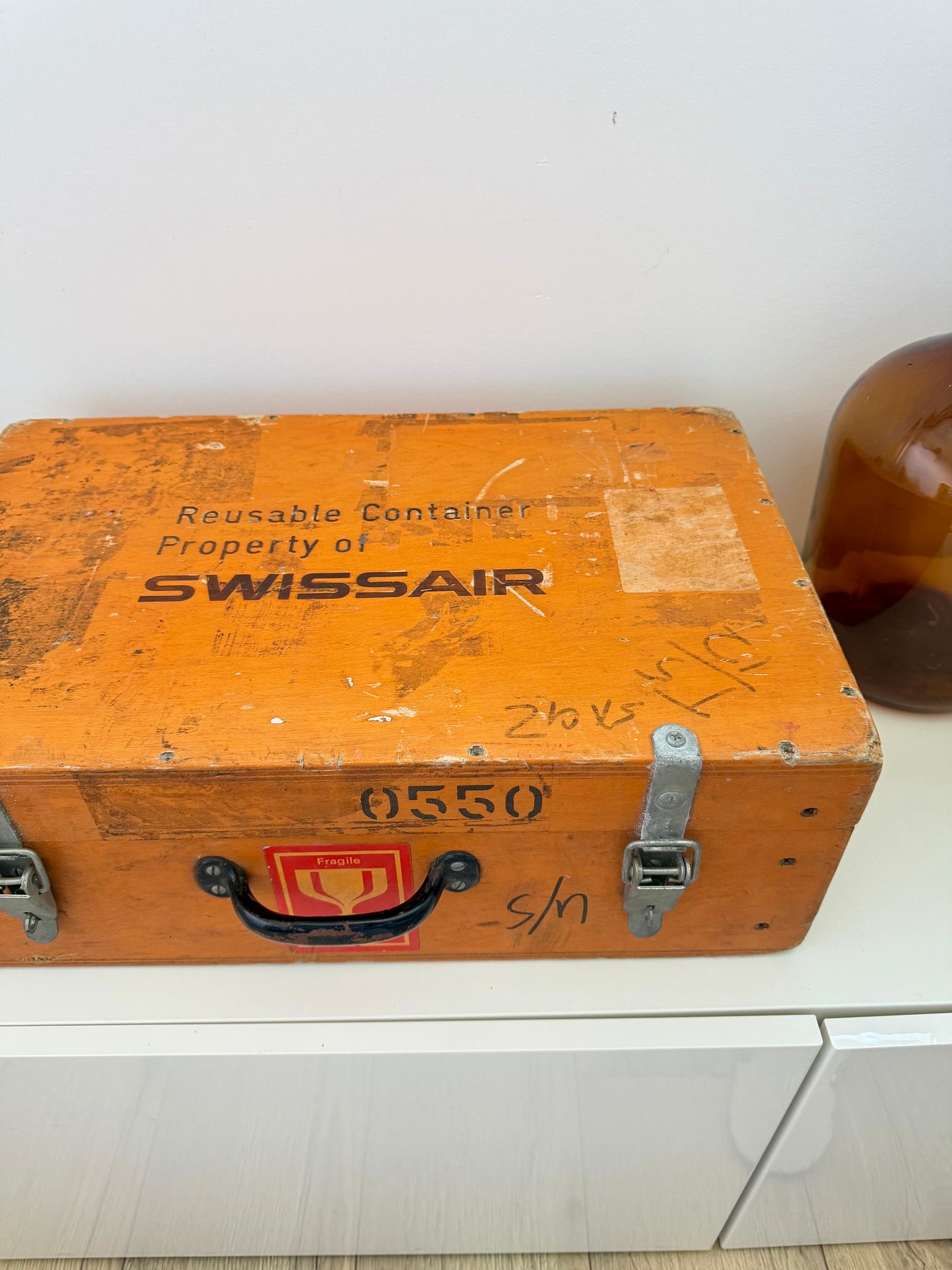 Valise vintage industrielle SWISSAIR