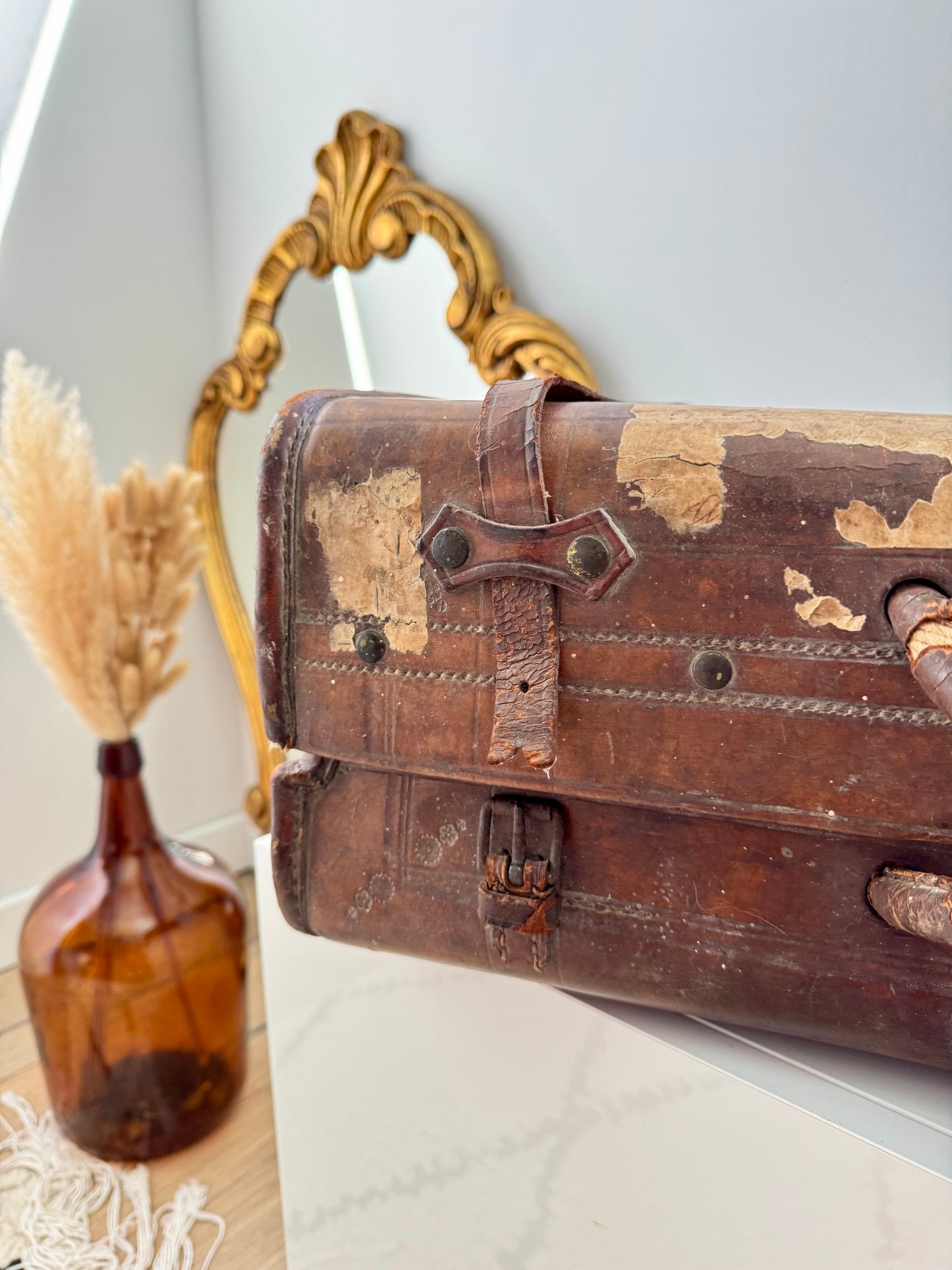 Valise vintage en cuir