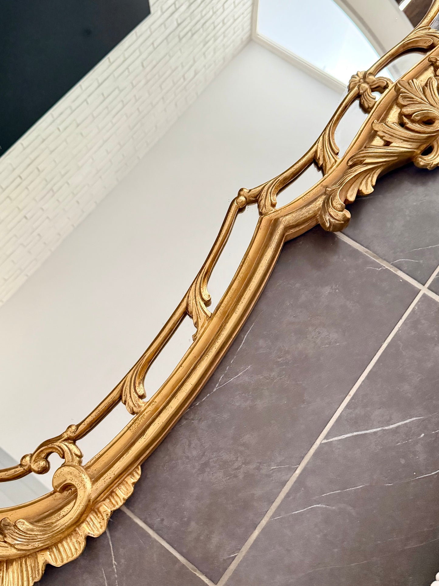 Exceptionnel miroir ancien papillon baroque doré