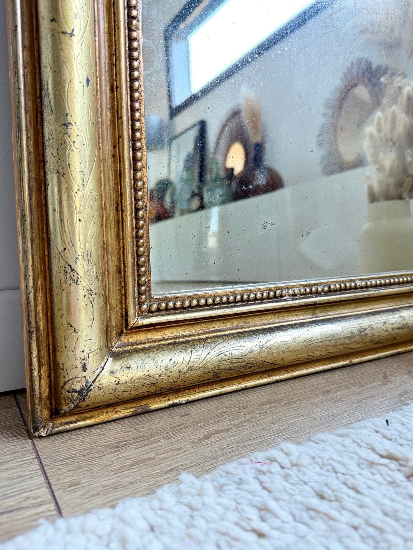 Miroir ancien Louis-Philippe doré à la feuille d’or