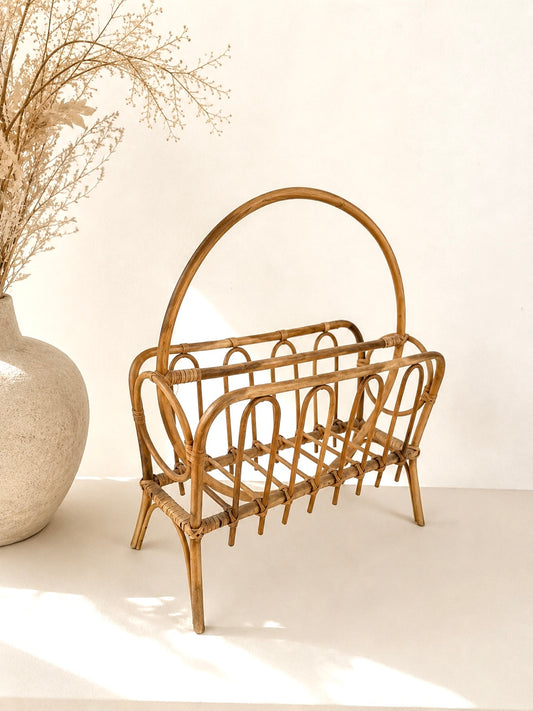 Porte-revues en rotin vintage